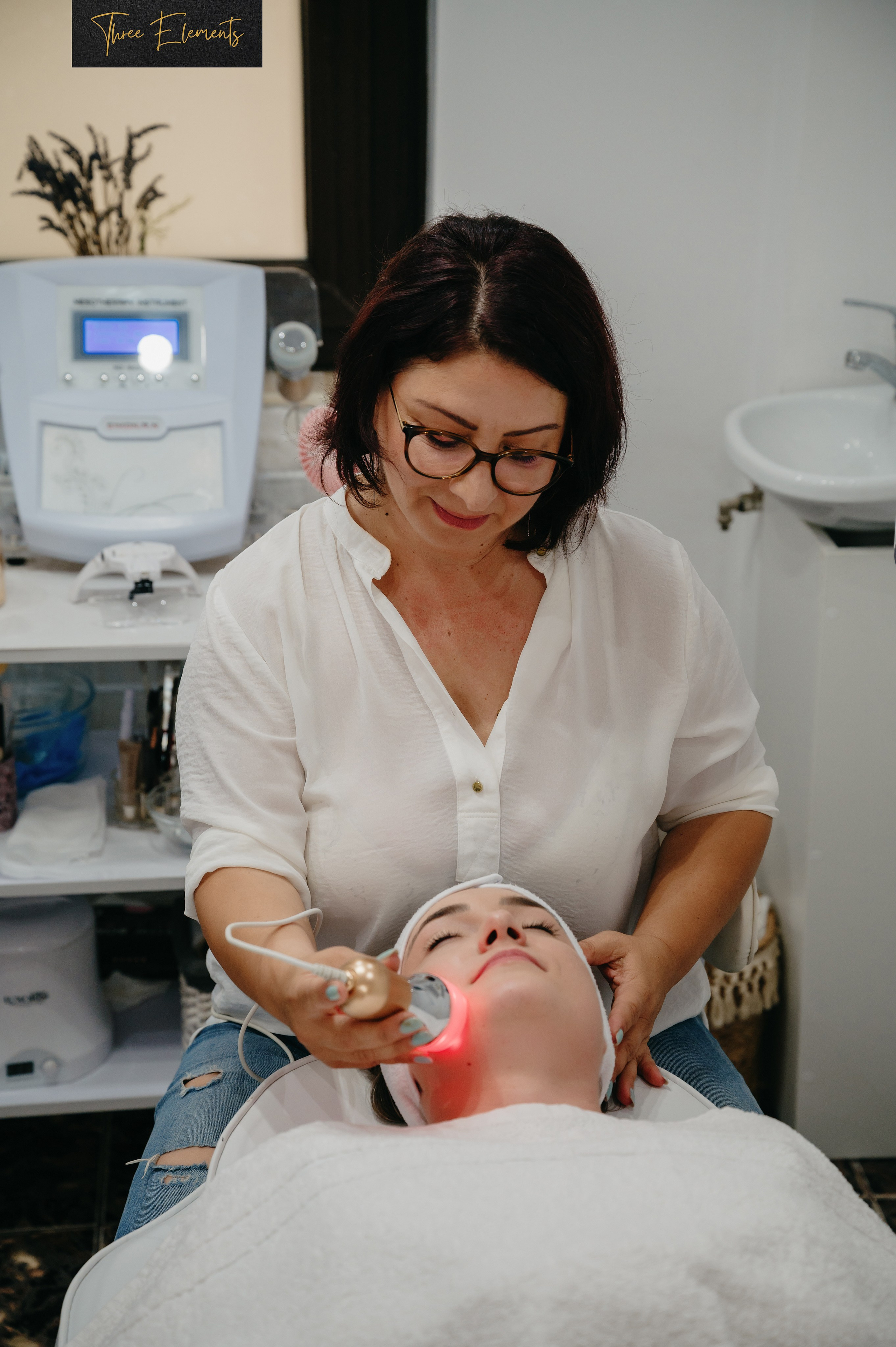 Three Elements. Laurentiu Stefan StoryTeller