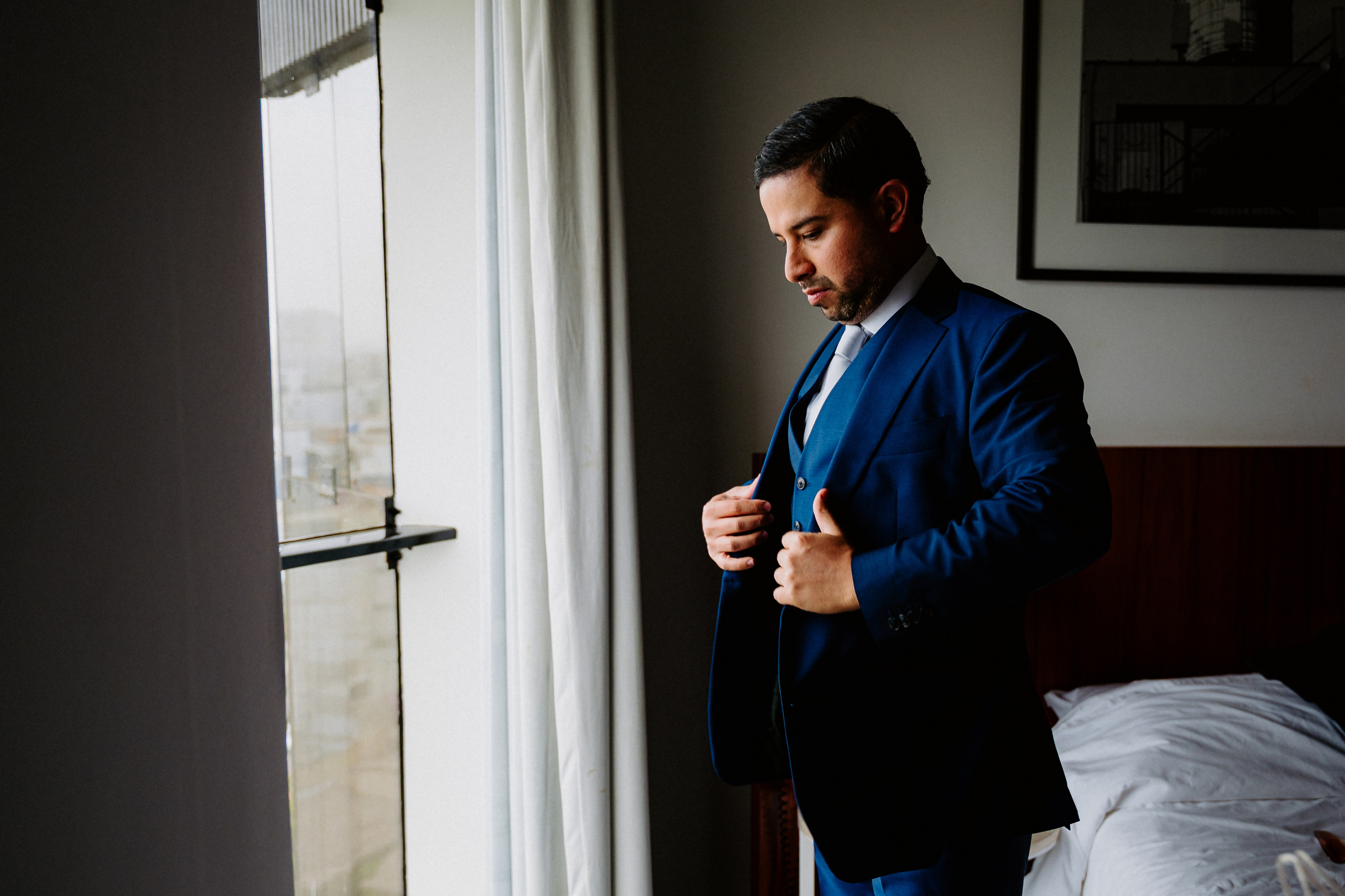 Perspectiva del novio. Fotógrafo de Bodas en Lima | Ronhy Altamirano. Fotografía narrativa y cinematográfica para bodas, quinceañeras y eventos exclusivos