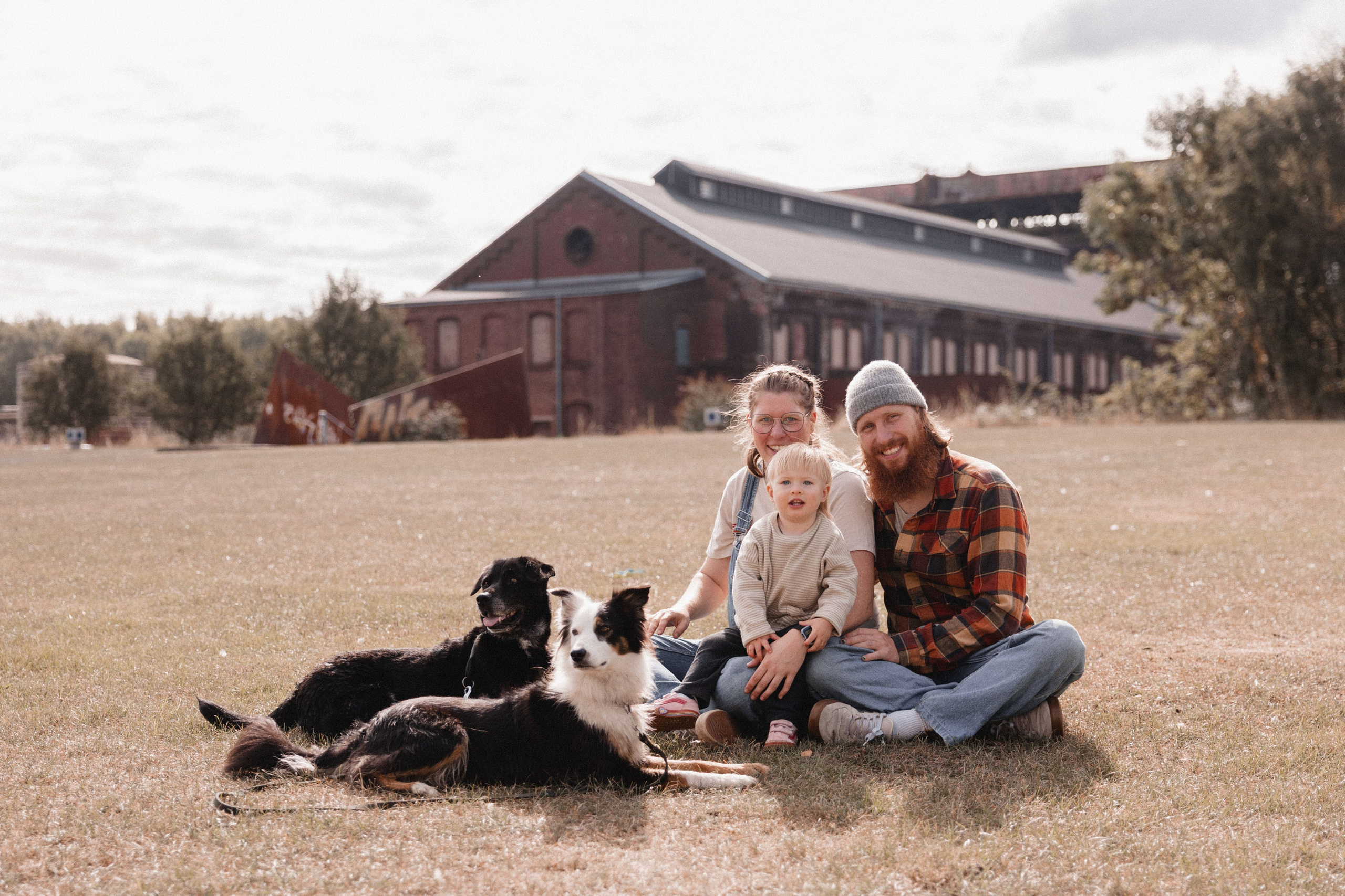 Thessa & Moritz I Westpark Bochum. Hochzeitsfotografin Bochum | Halyna Reiche Fotografie NRW