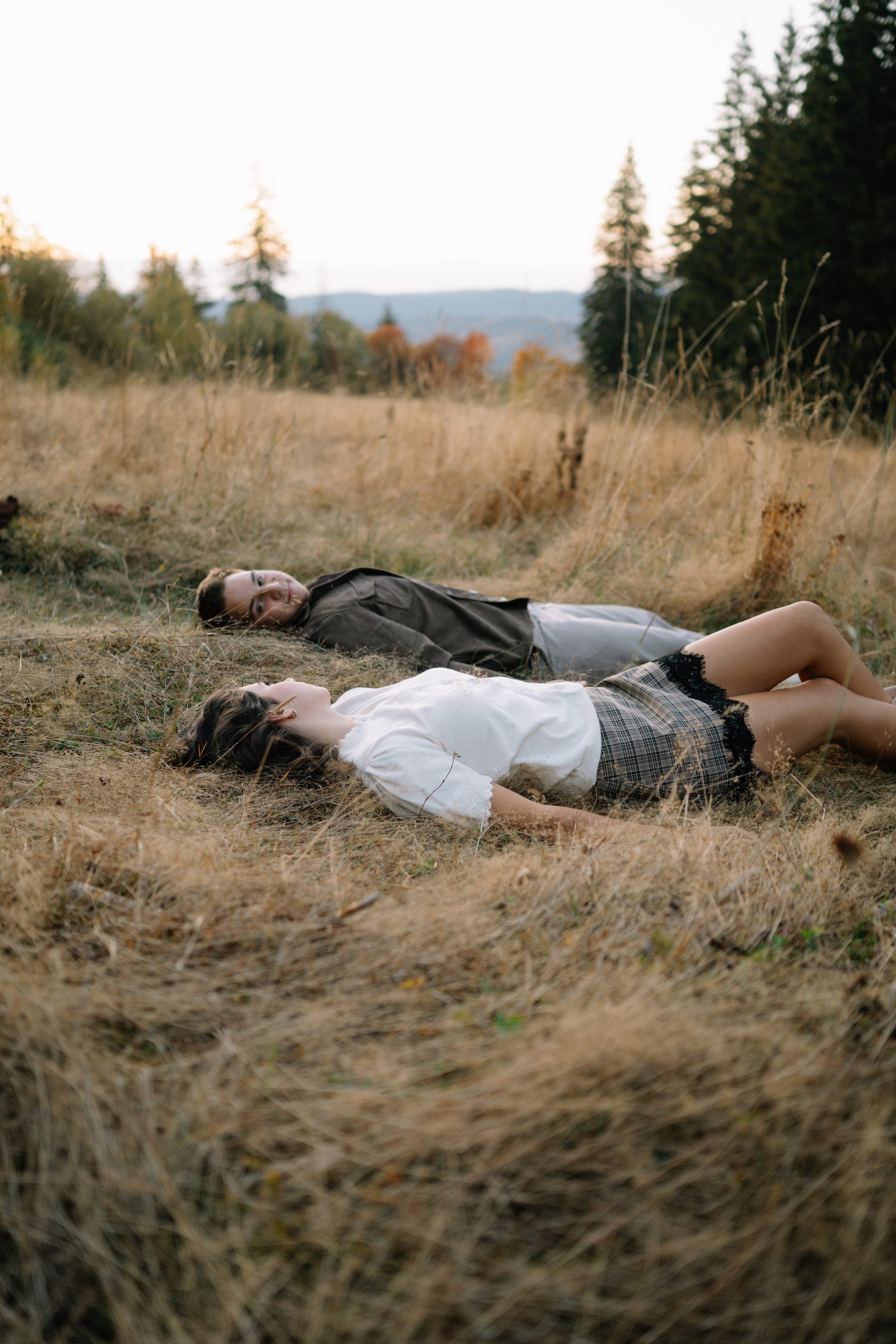 Denisa&Casian’s Save the Date Photo Session. Minimalistart