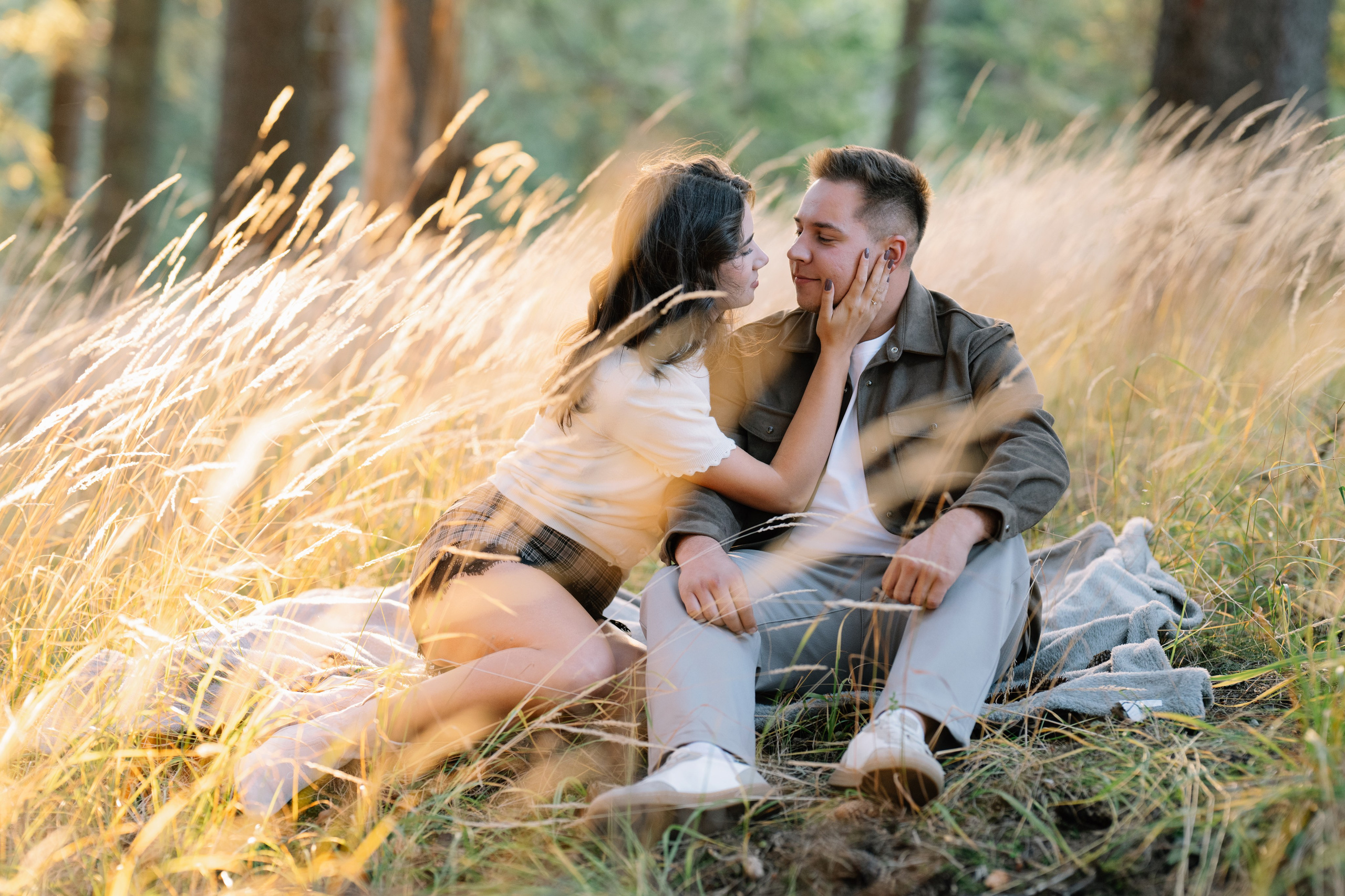 Denisa&Casian’s Save the Date Photo Session. Minimalistart