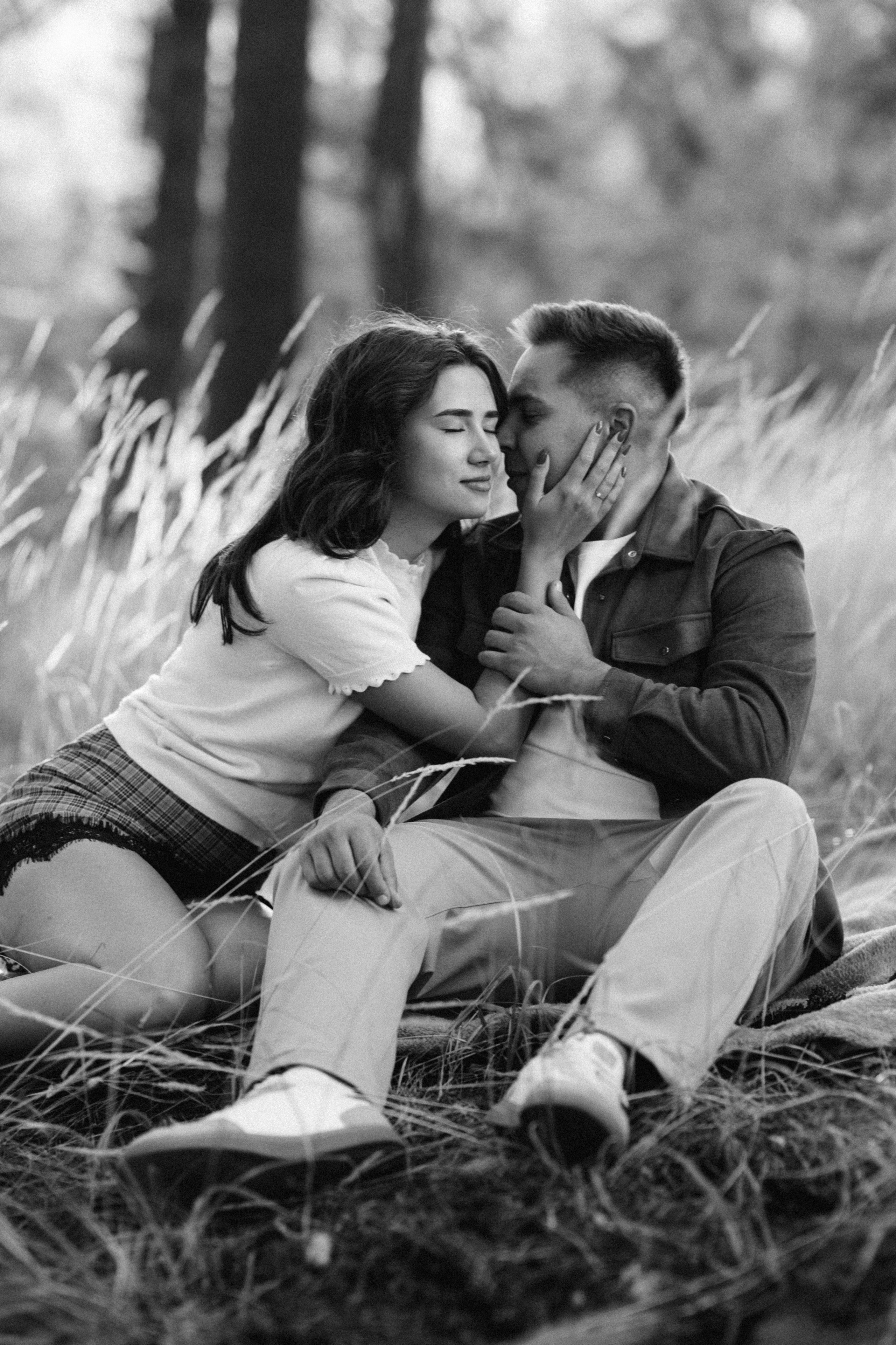 Denisa&Casian’s Save the Date Photo Session. Minimalistart
