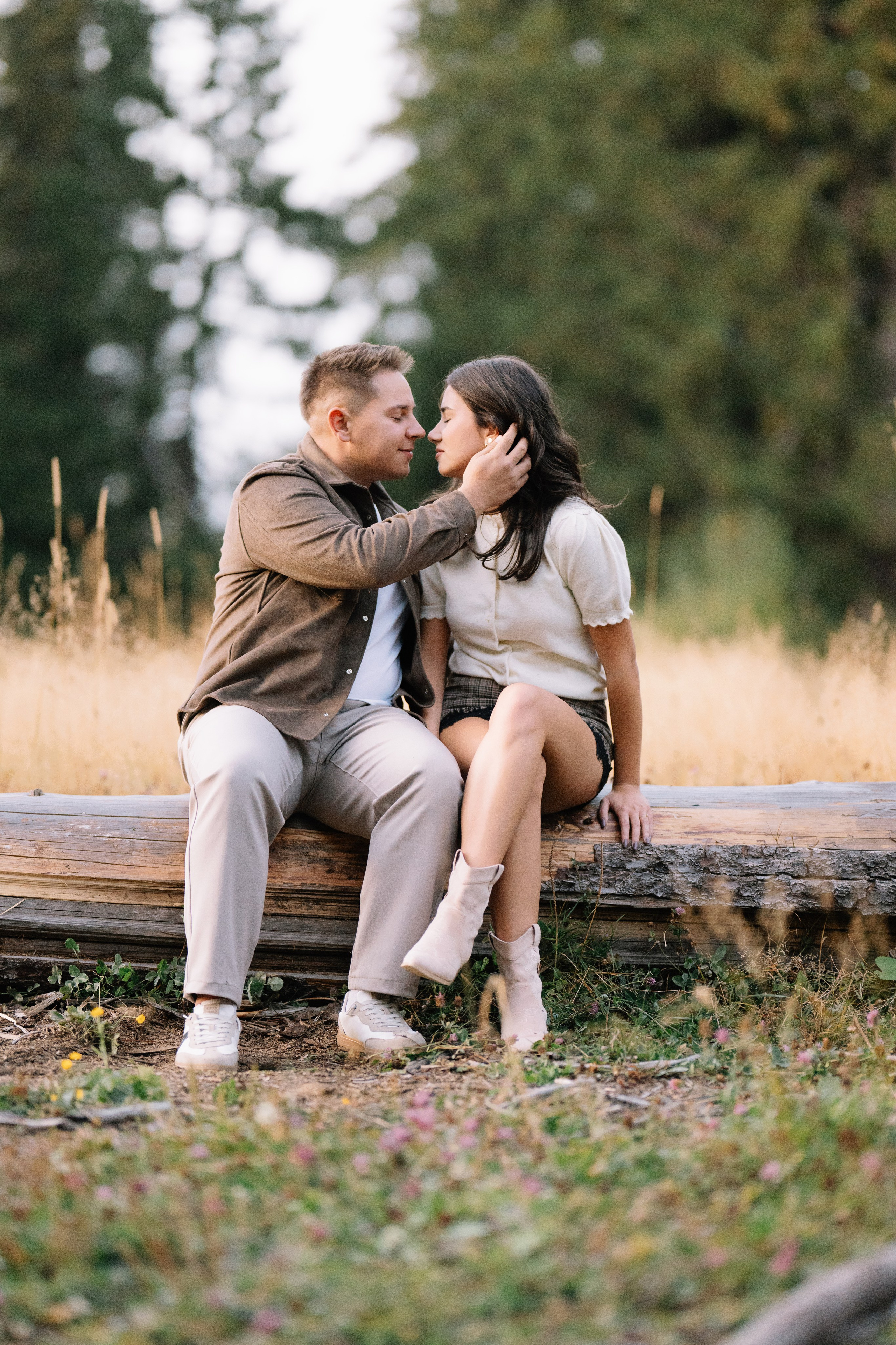 Denisa&Casian’s Save the Date Photo Session. Minimalistart