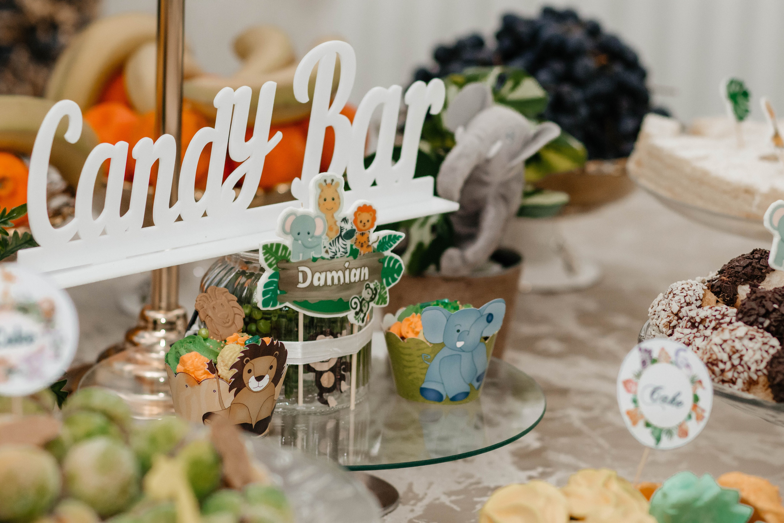 Damian. Fotograf si videograf — evenimente si studio