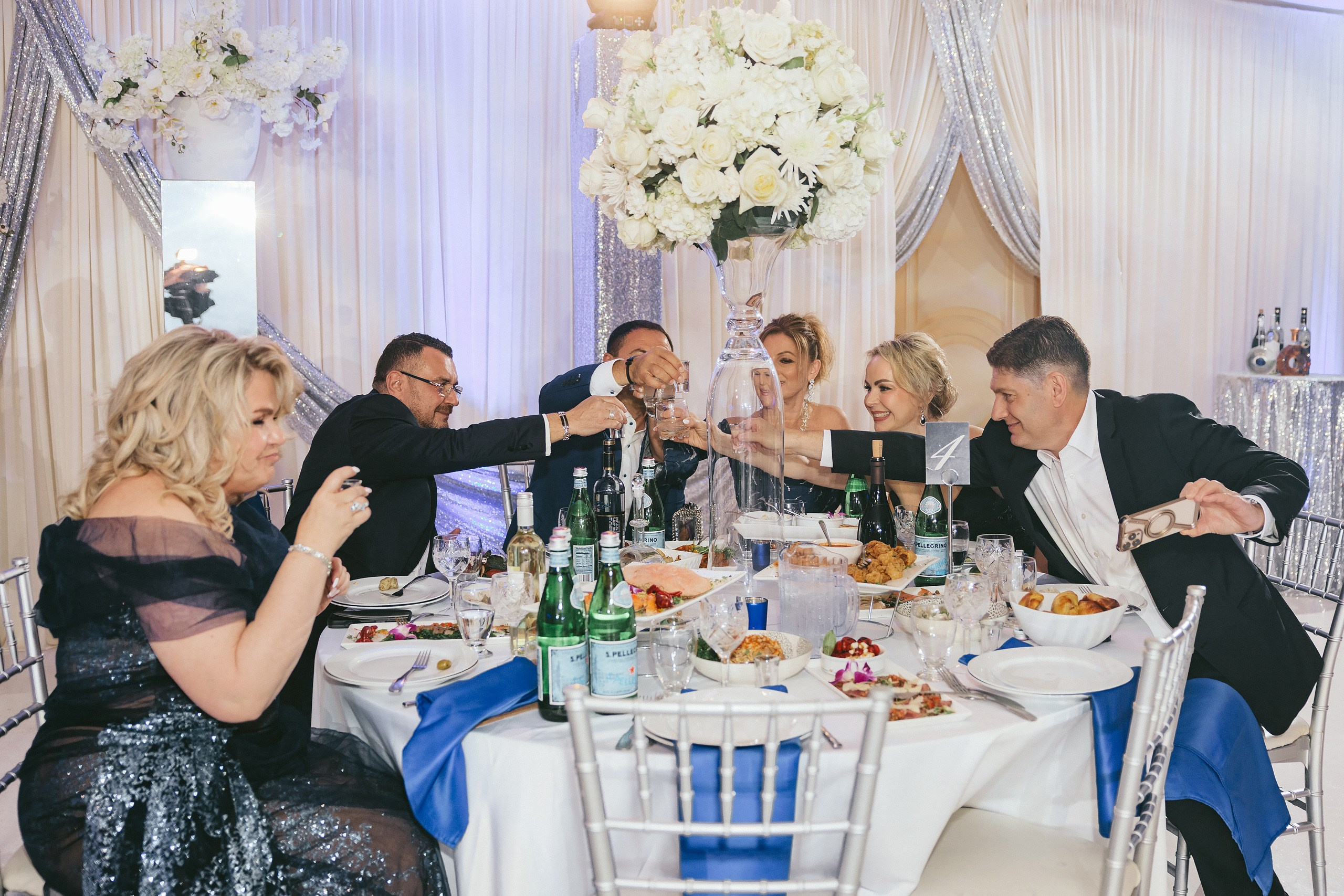 06.08.2025 Wedding. Wedding family event photographer in Chicago Nick Yushevich