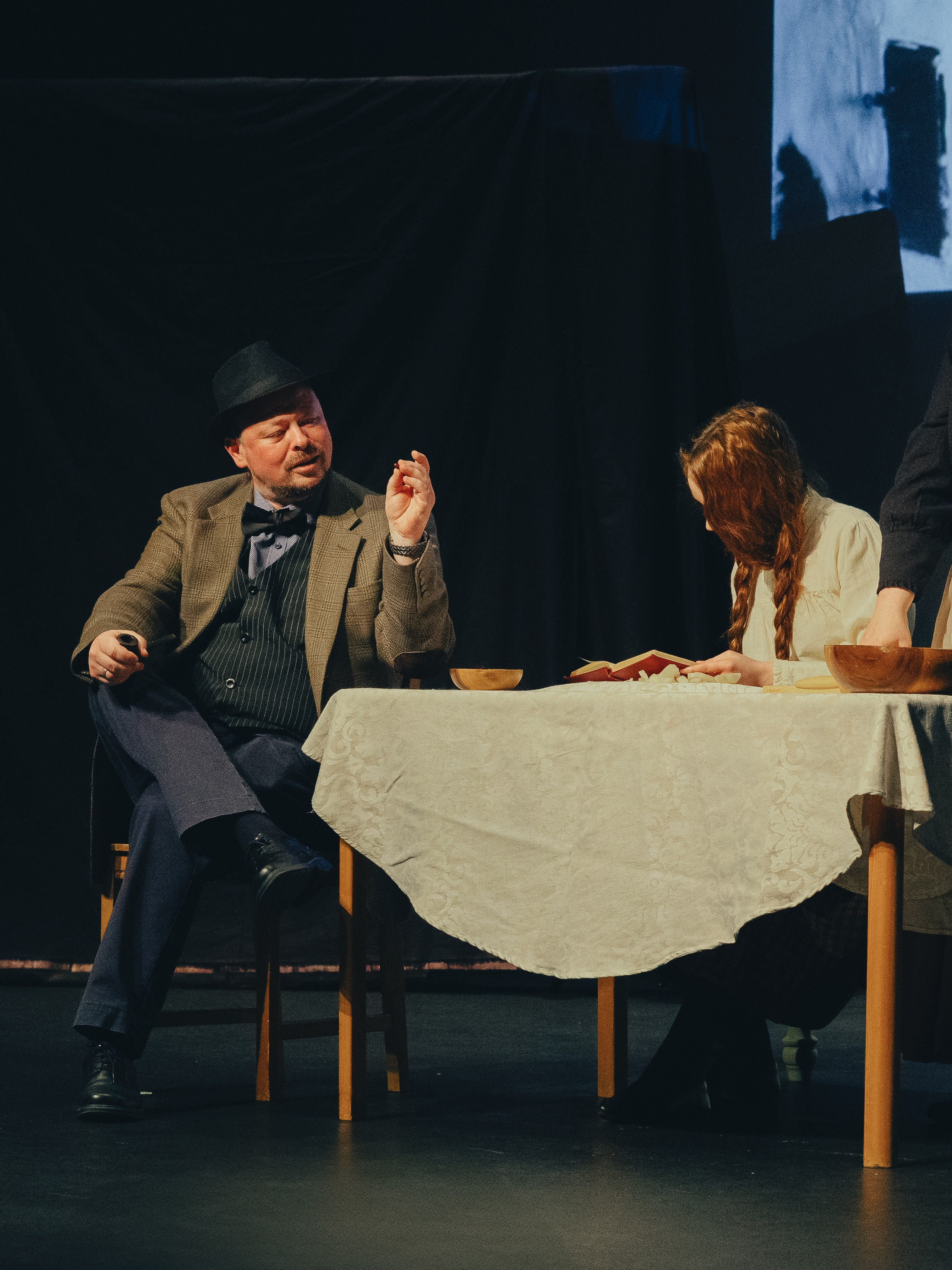 Chameleon — Memorial prayer. Yana Bobrova | Artistic Photography