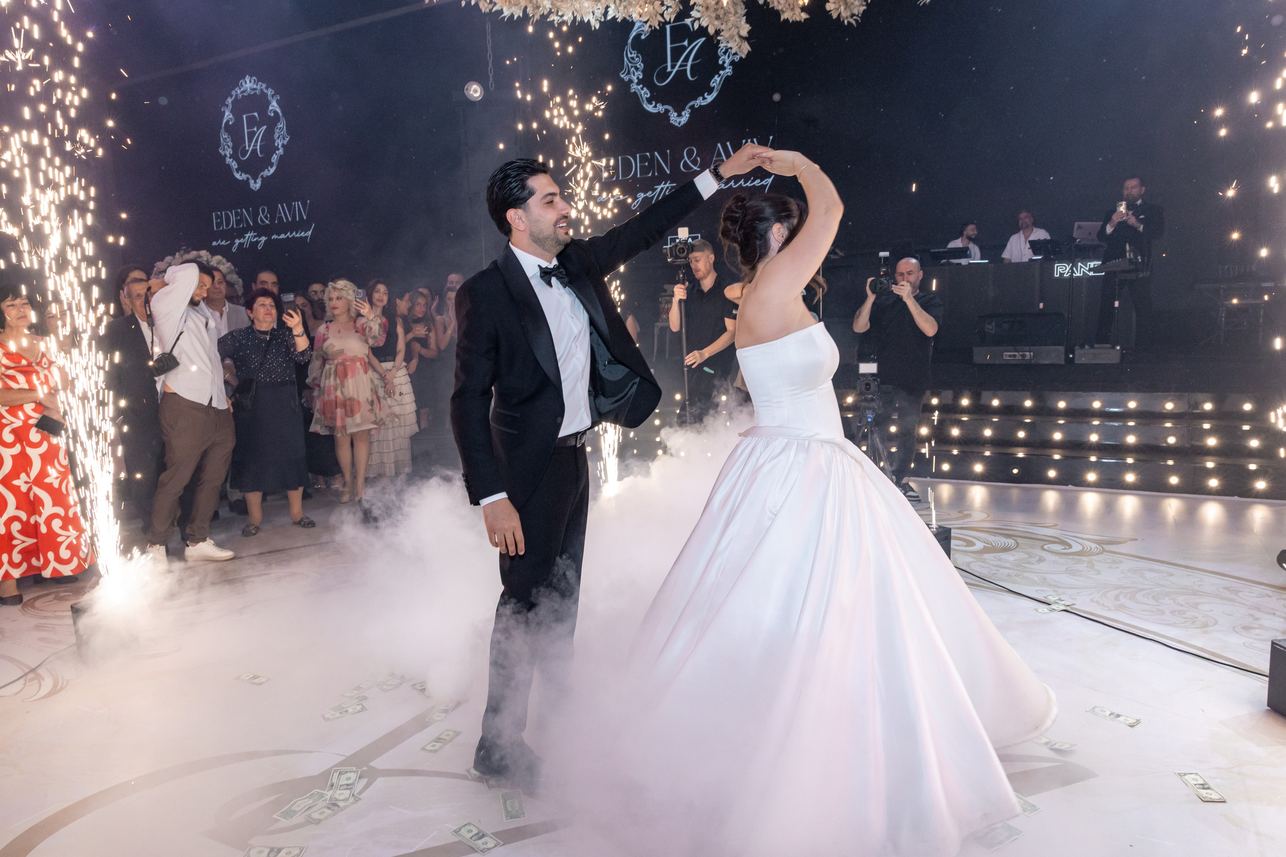 Eden & Aviv. Wedding and events photographers Studio Shalom