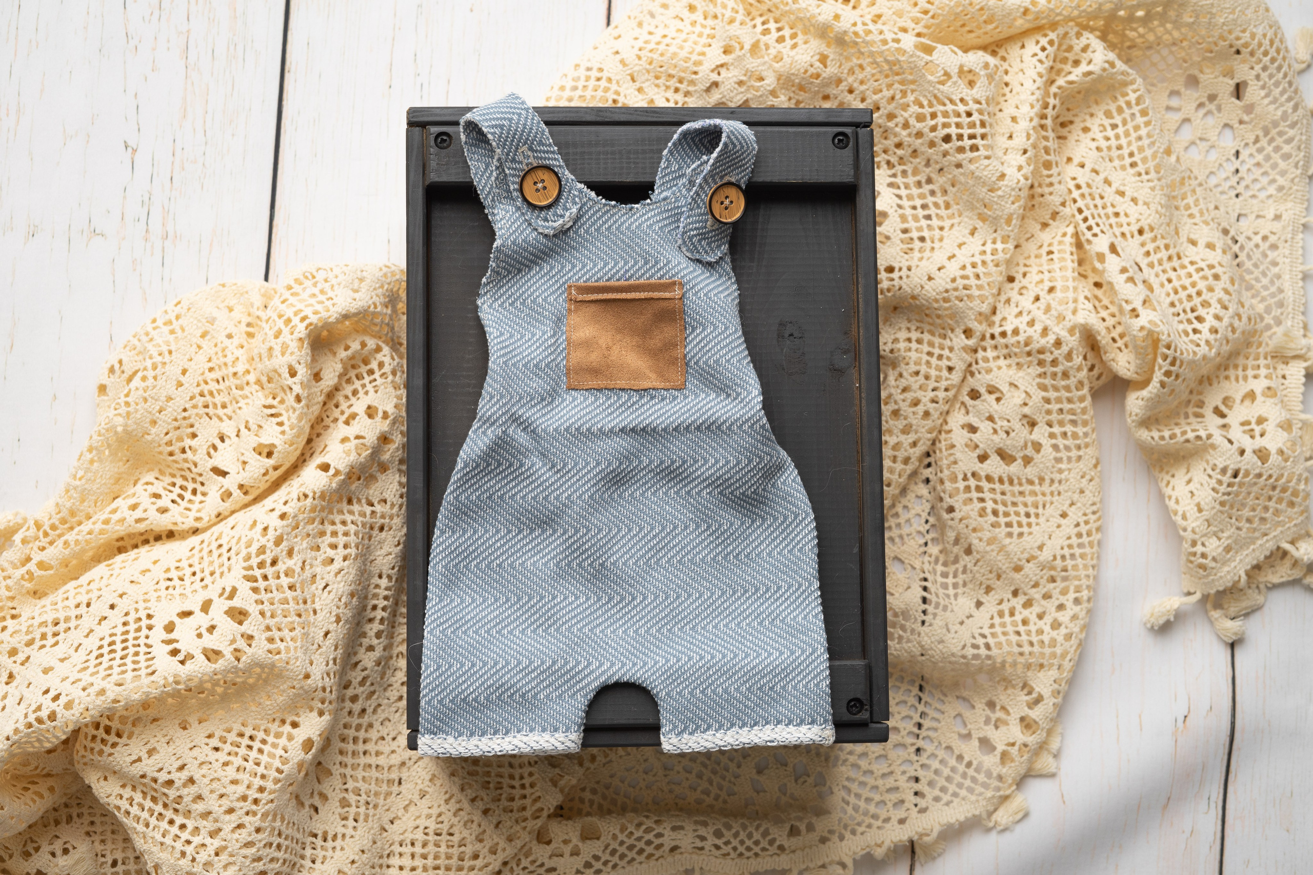 Outfits for boys. Newborn Photographer and life casting in Dubai Dariya Saeed