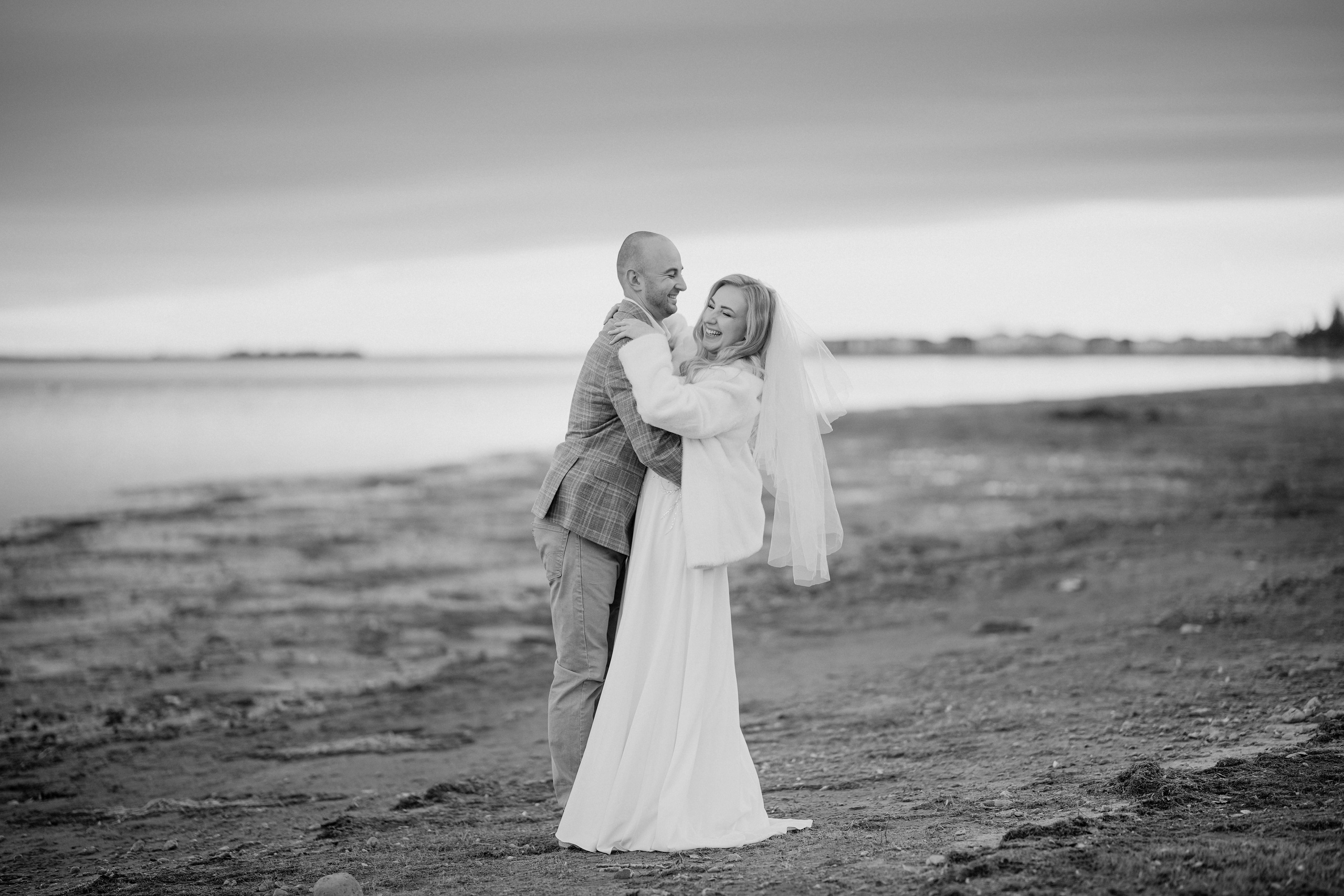 WEDDINGS. Calgary Family and Child & Wedding Photographer