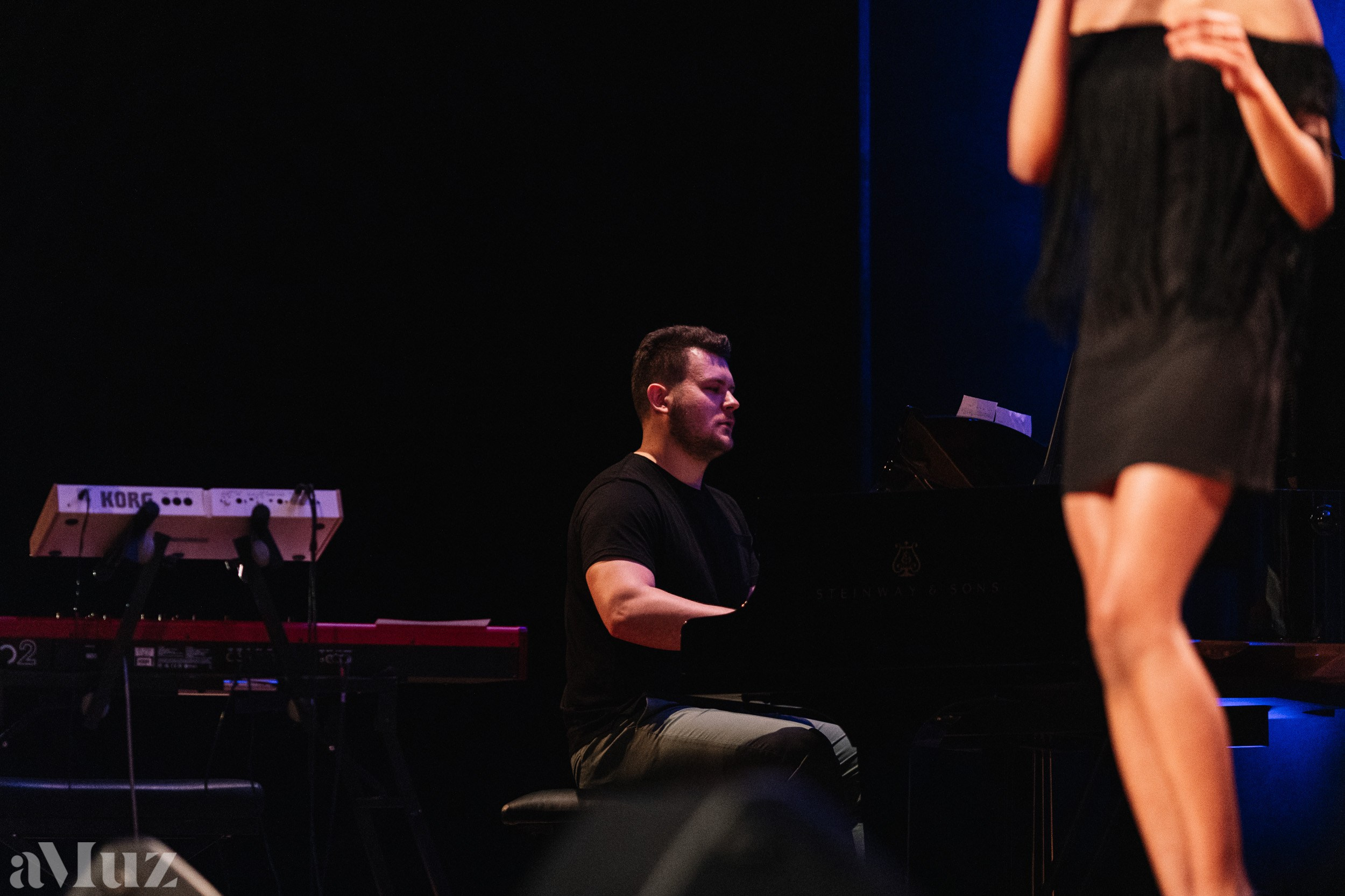 Jazz Zaśpiewam. Fotograf Ślubny Warszawa - Sesje Biznesowe Rodzinne Eventy