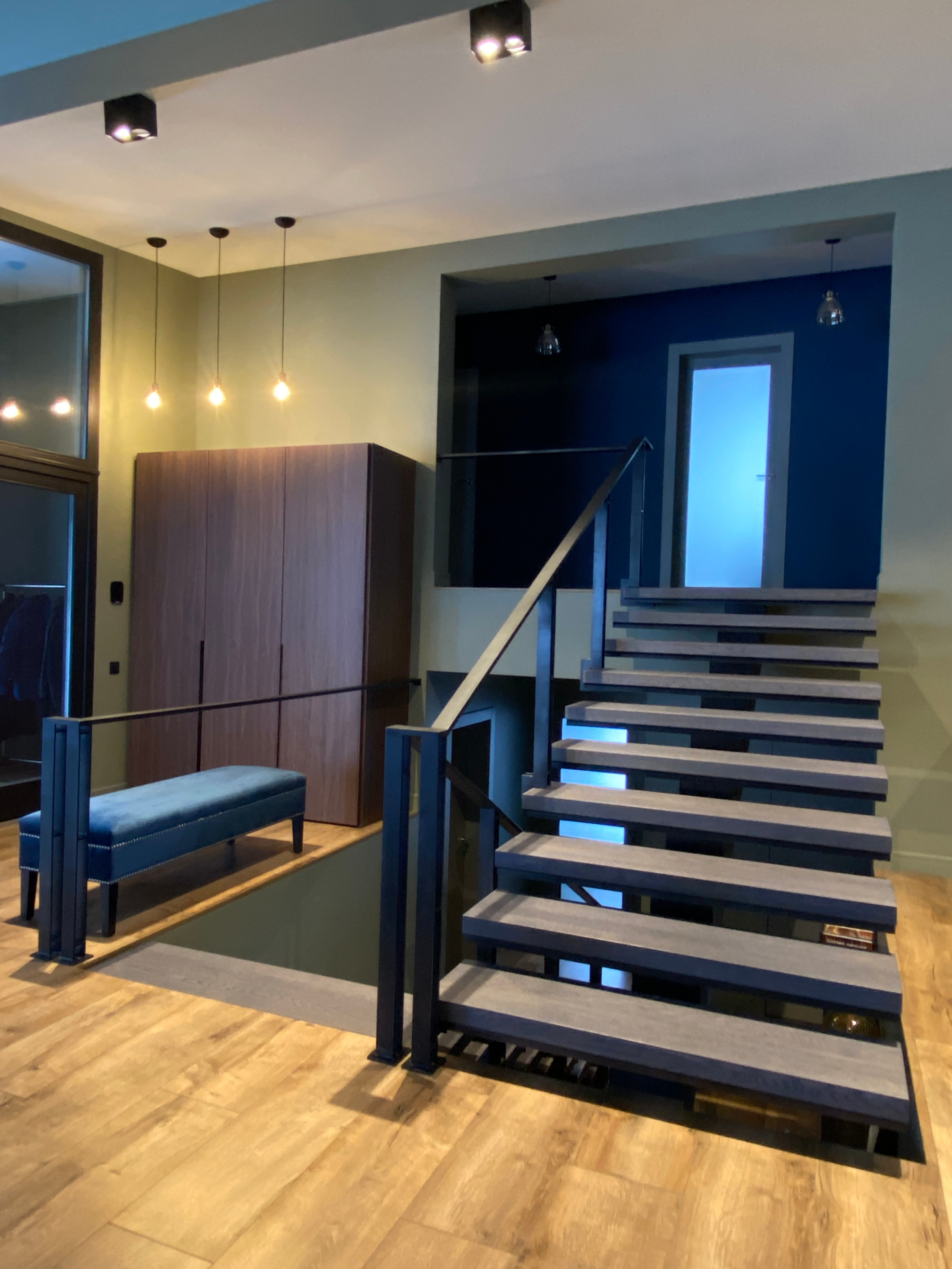 Коммерческие проекты Марии Тарлецкой. Скульптор кузнец Мария Тарлецкая