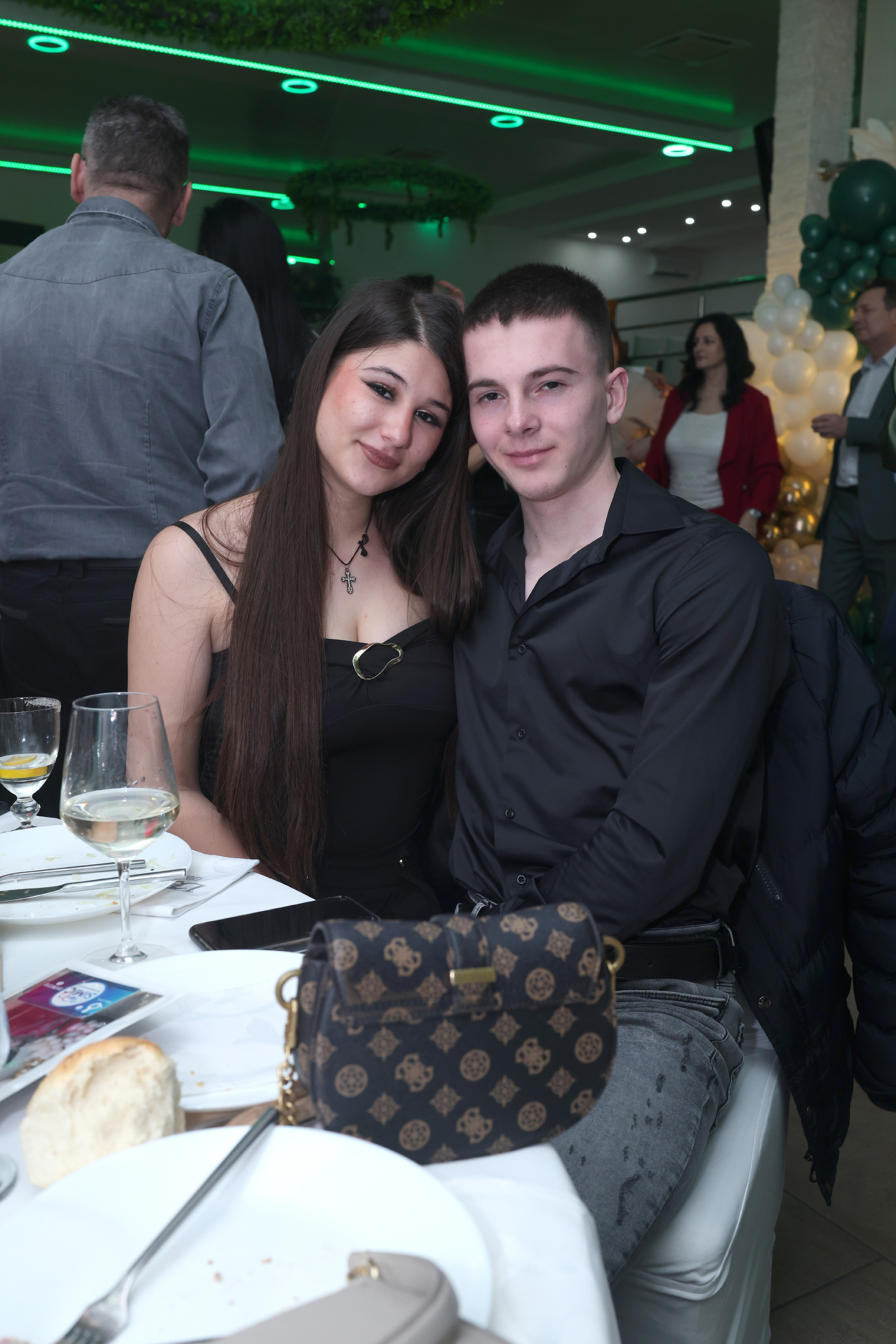 Sarin 18ti rođendan. Foto Simic Jagodina