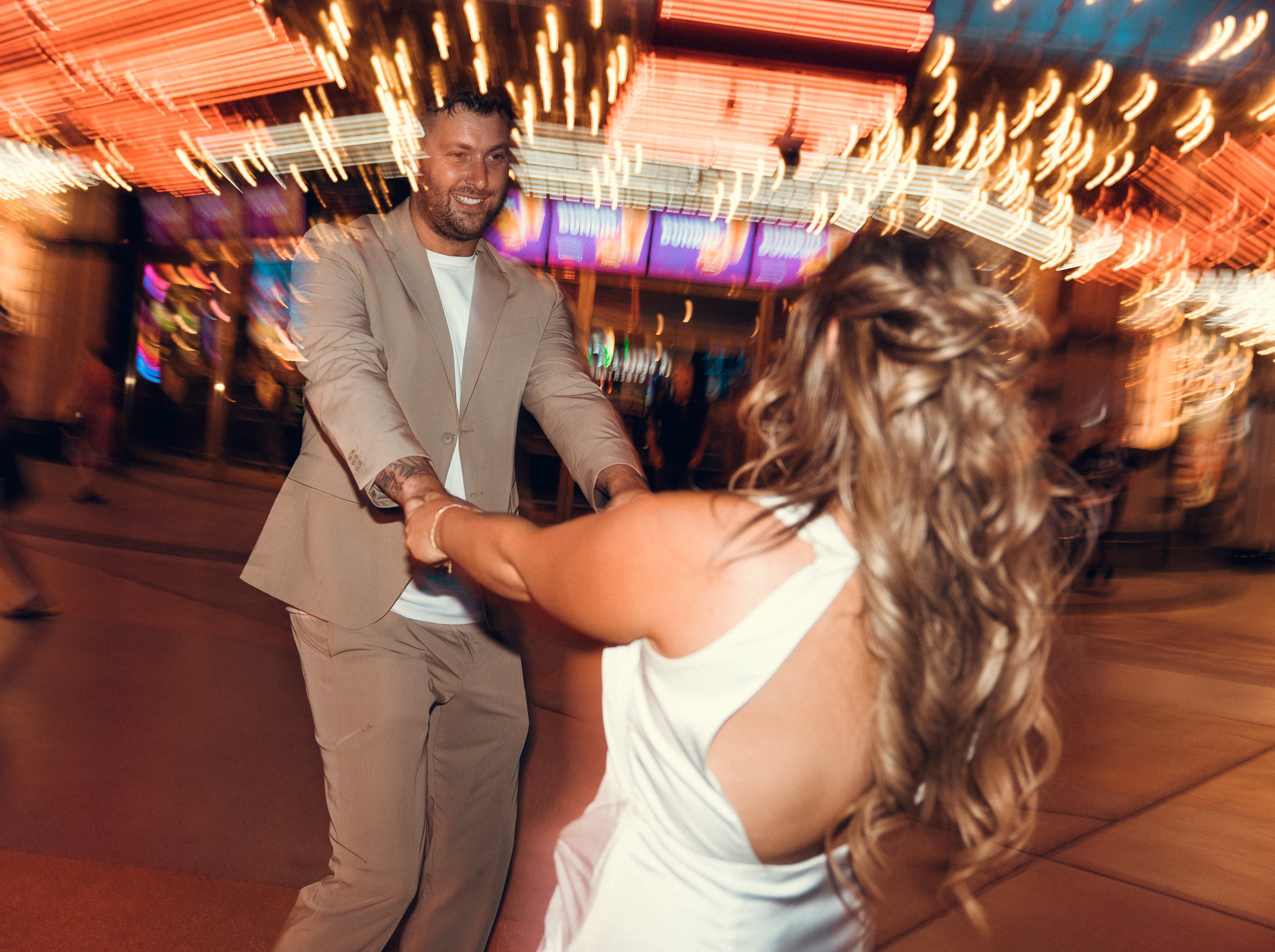 Samanta&Jacob. Wedding & elopement photographer Viktoriya Kravtsov. Las Vegas