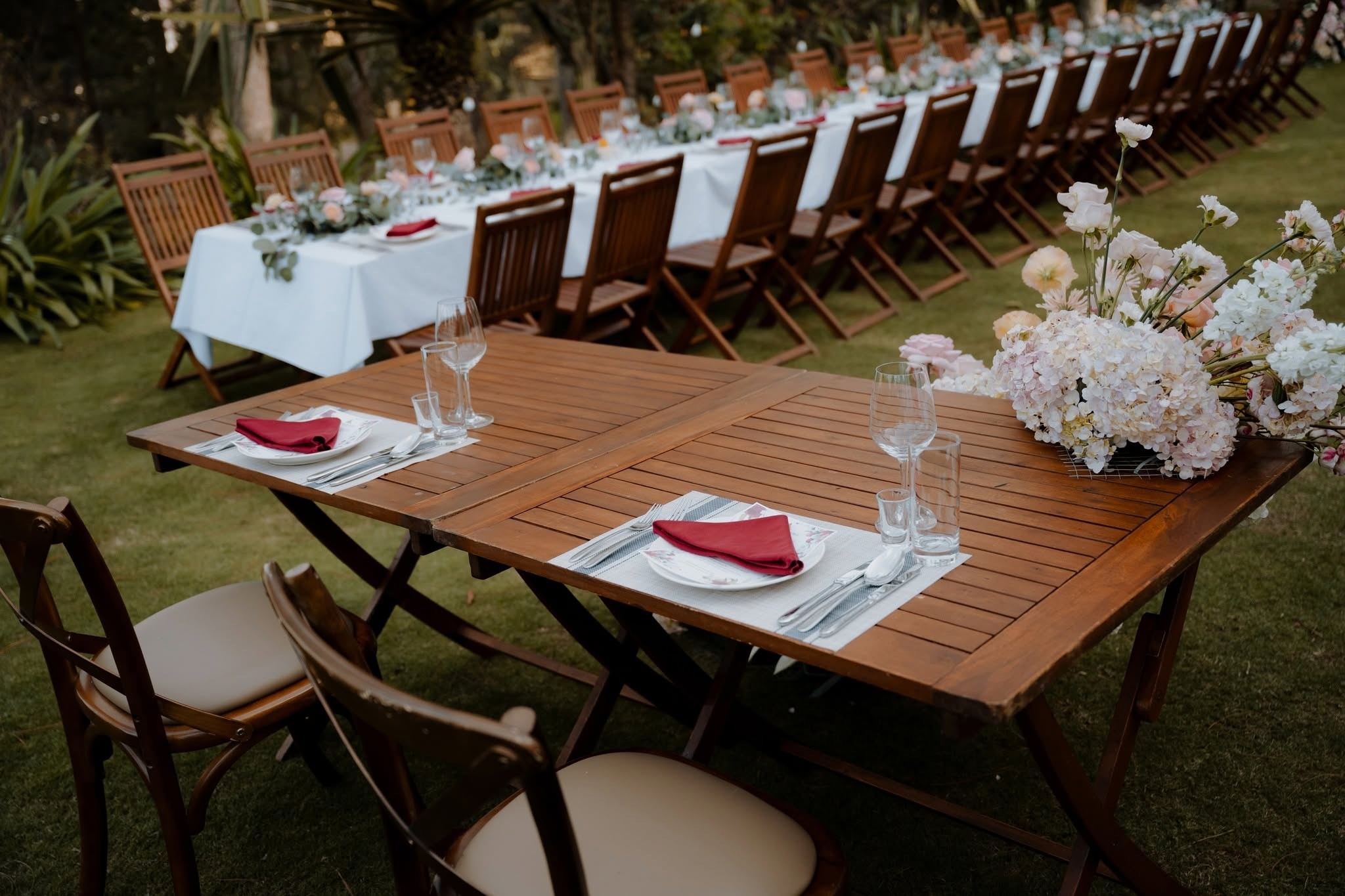 𝐃𝐄𝐍𝐍𝐈𝐒 ⓐⓝⓓ 𝐓𝐈𝐍𝐘/Destination Wedding. Nhiếp ảnh gia đám cưới hàng đầu tại Thành Phố Hồ Chí Minh