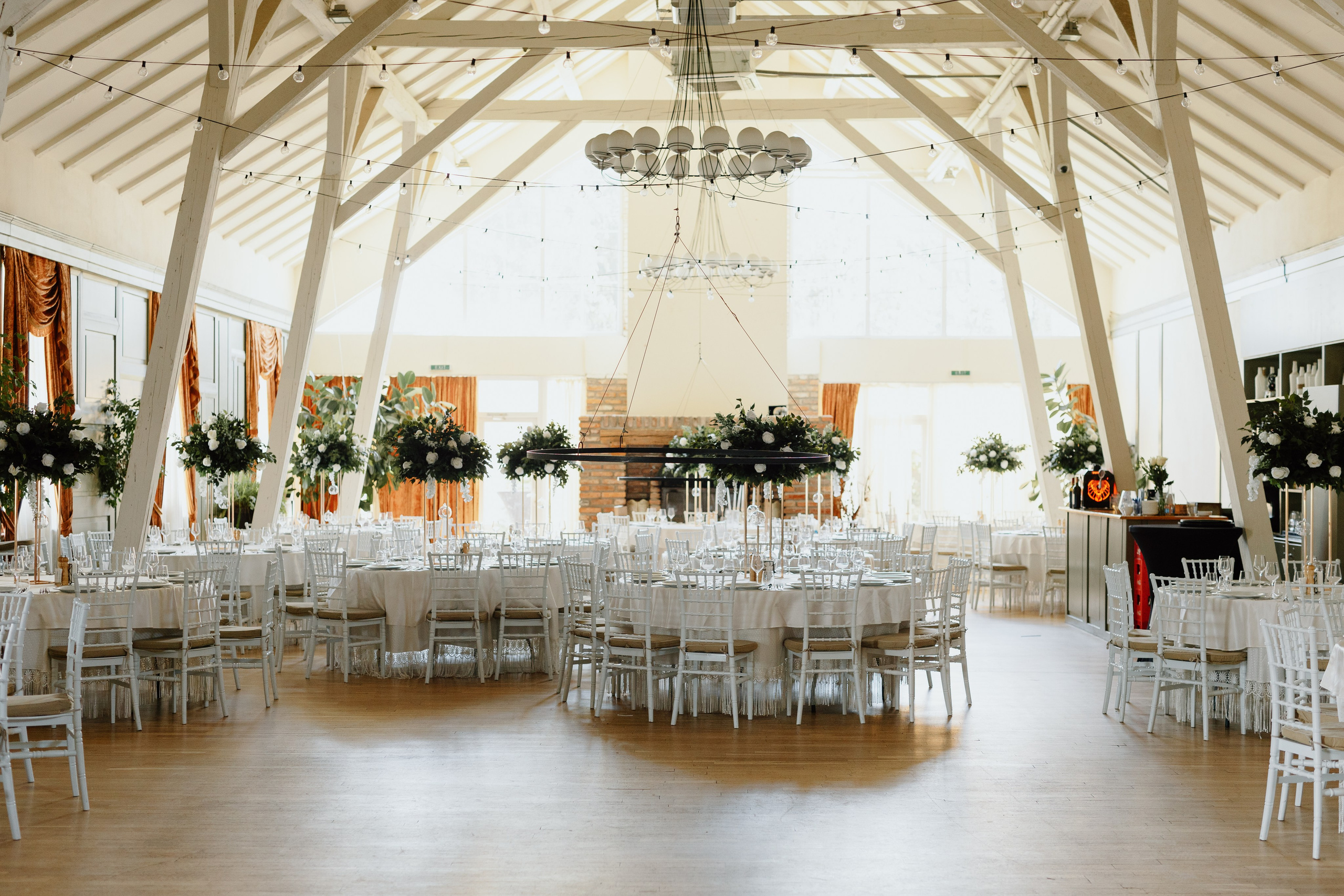 Nicoleta & Lucian. Main