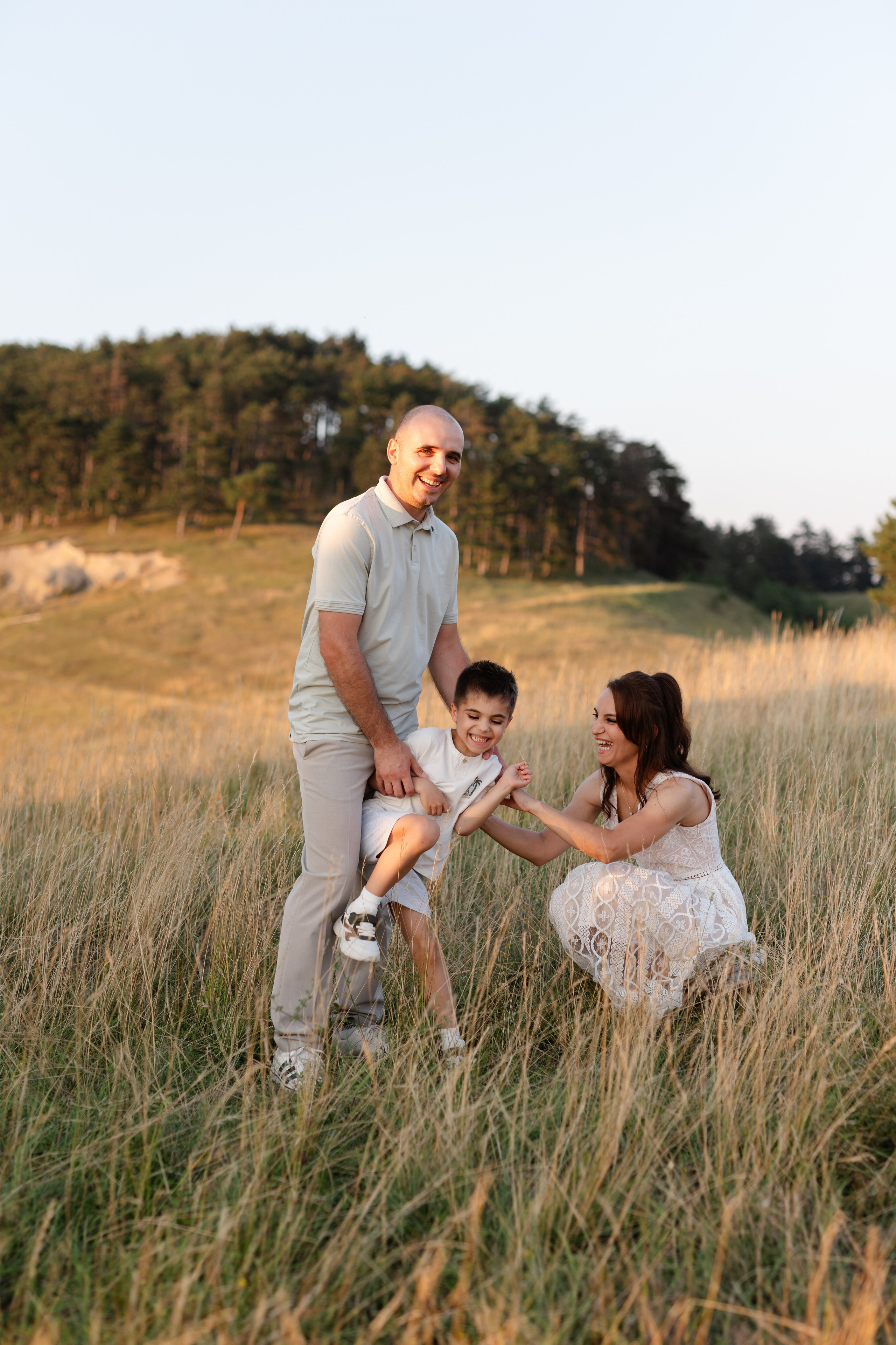 Claudia, Ionut & Cezar — Family. Main