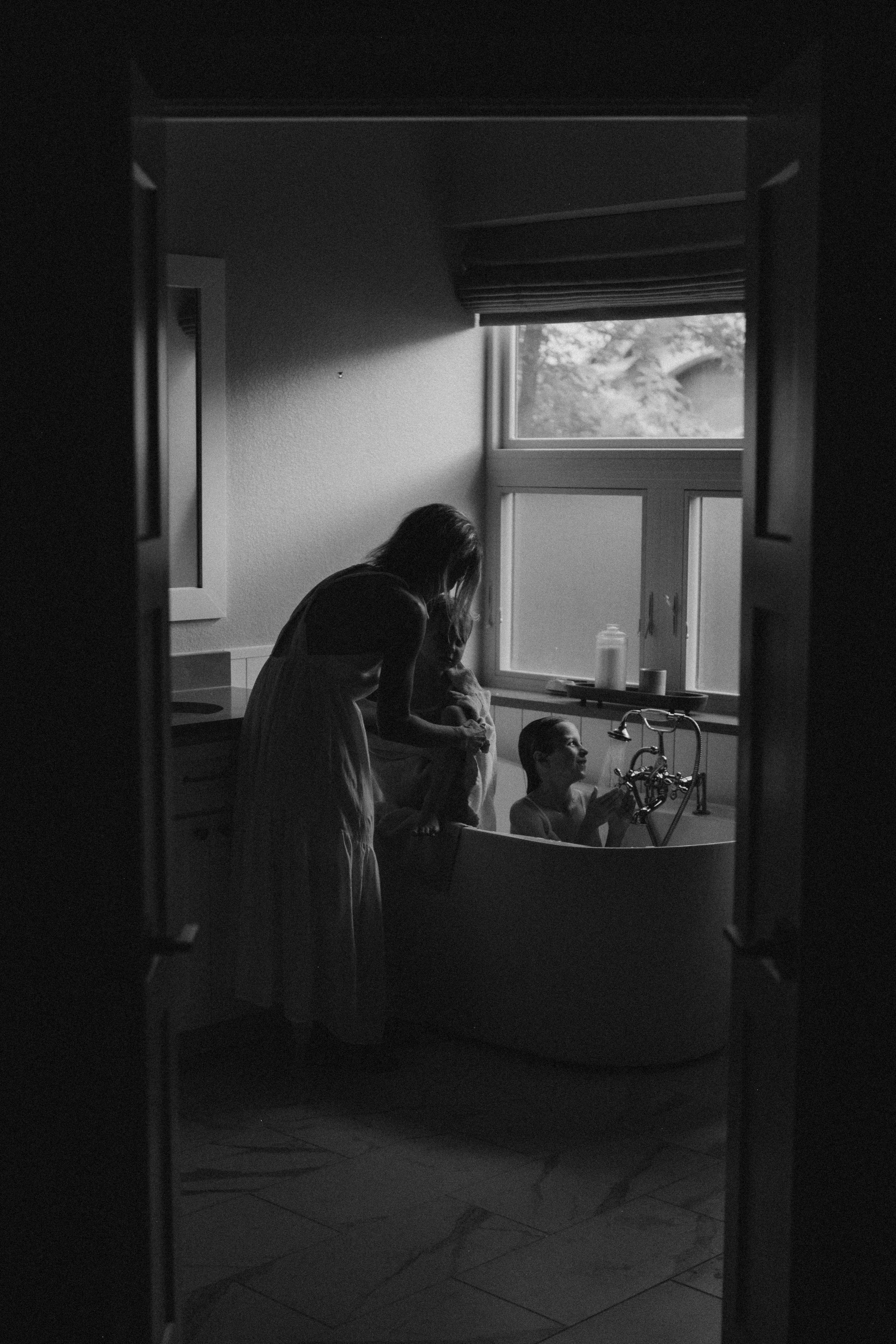 Bubble Bath. Lens Captures Life