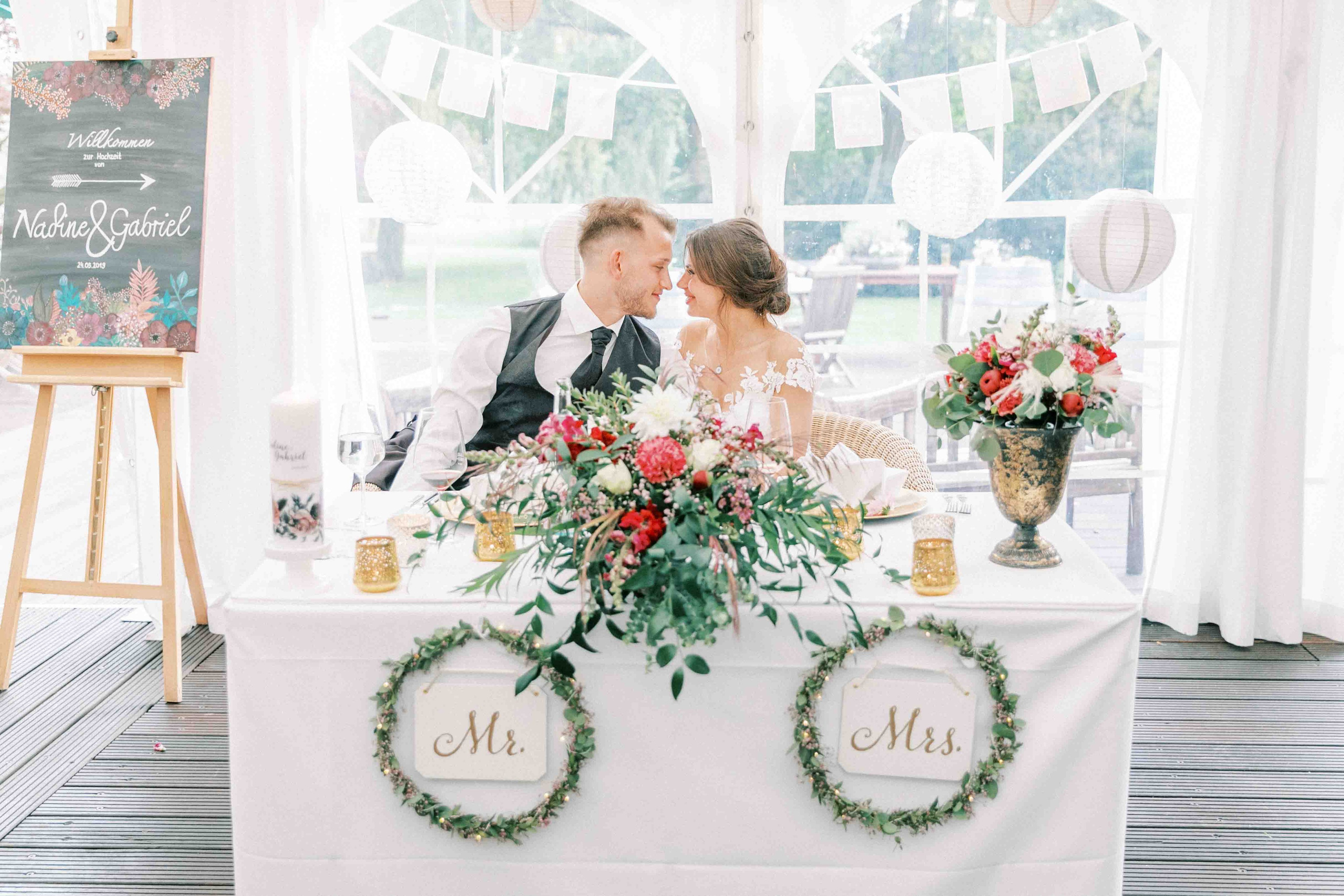 brautpaar bei hochzeit am landhaus am see garbsen