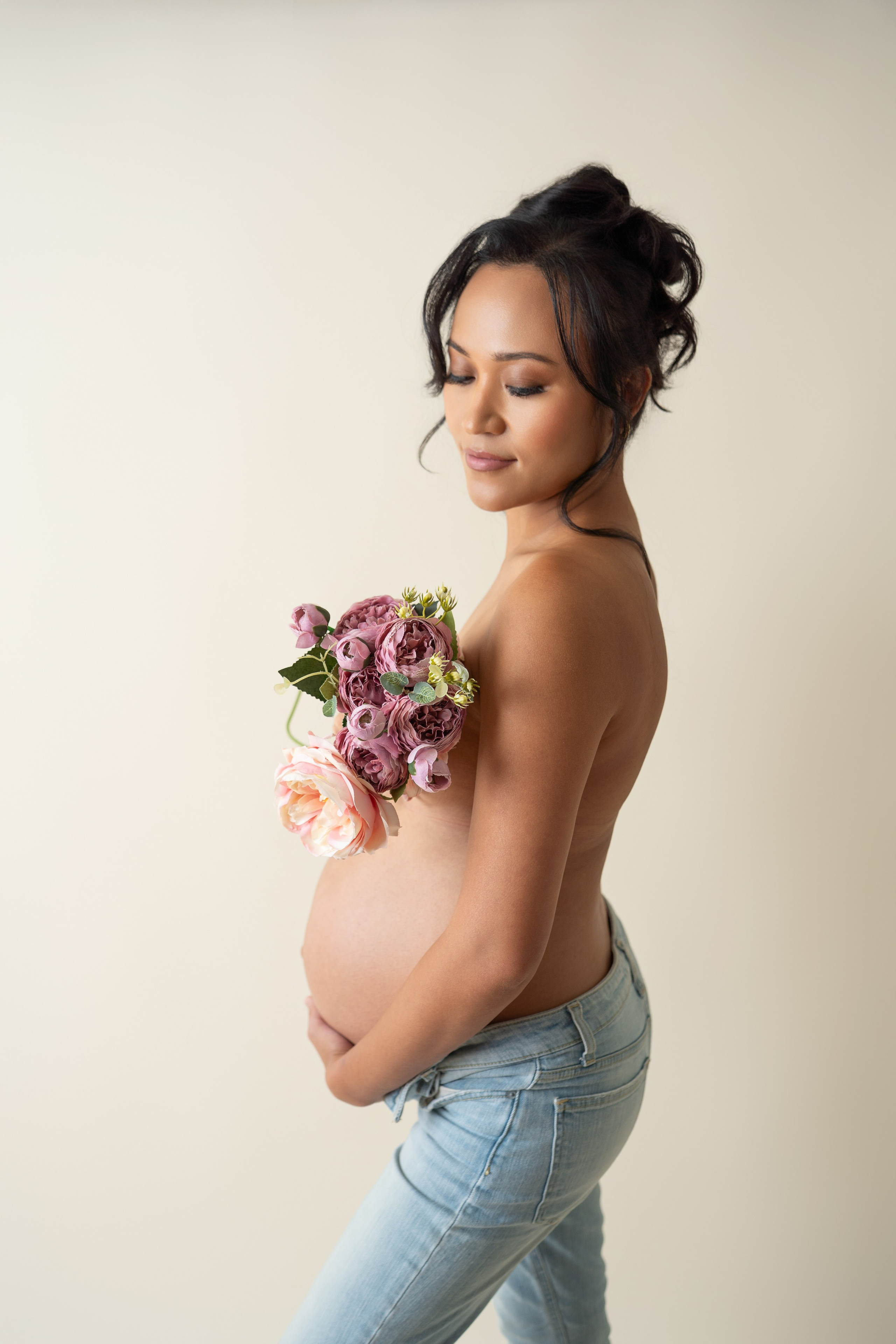 Maternity Studio. Maternity, family and newborn photography in San Francisco Bay Area