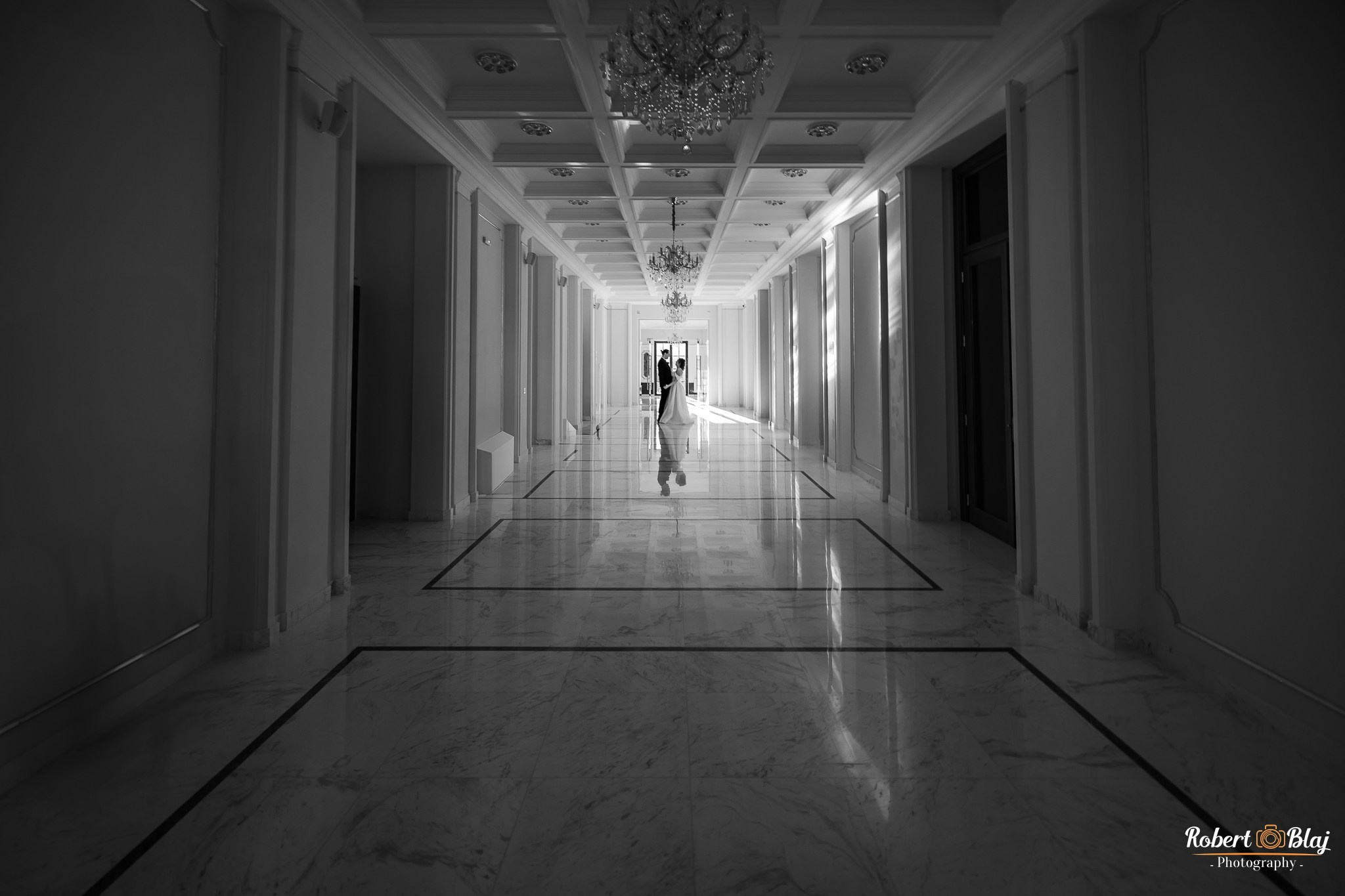 Iulia & Marian. Robert Blaj - Fotograf Nuntă Iași