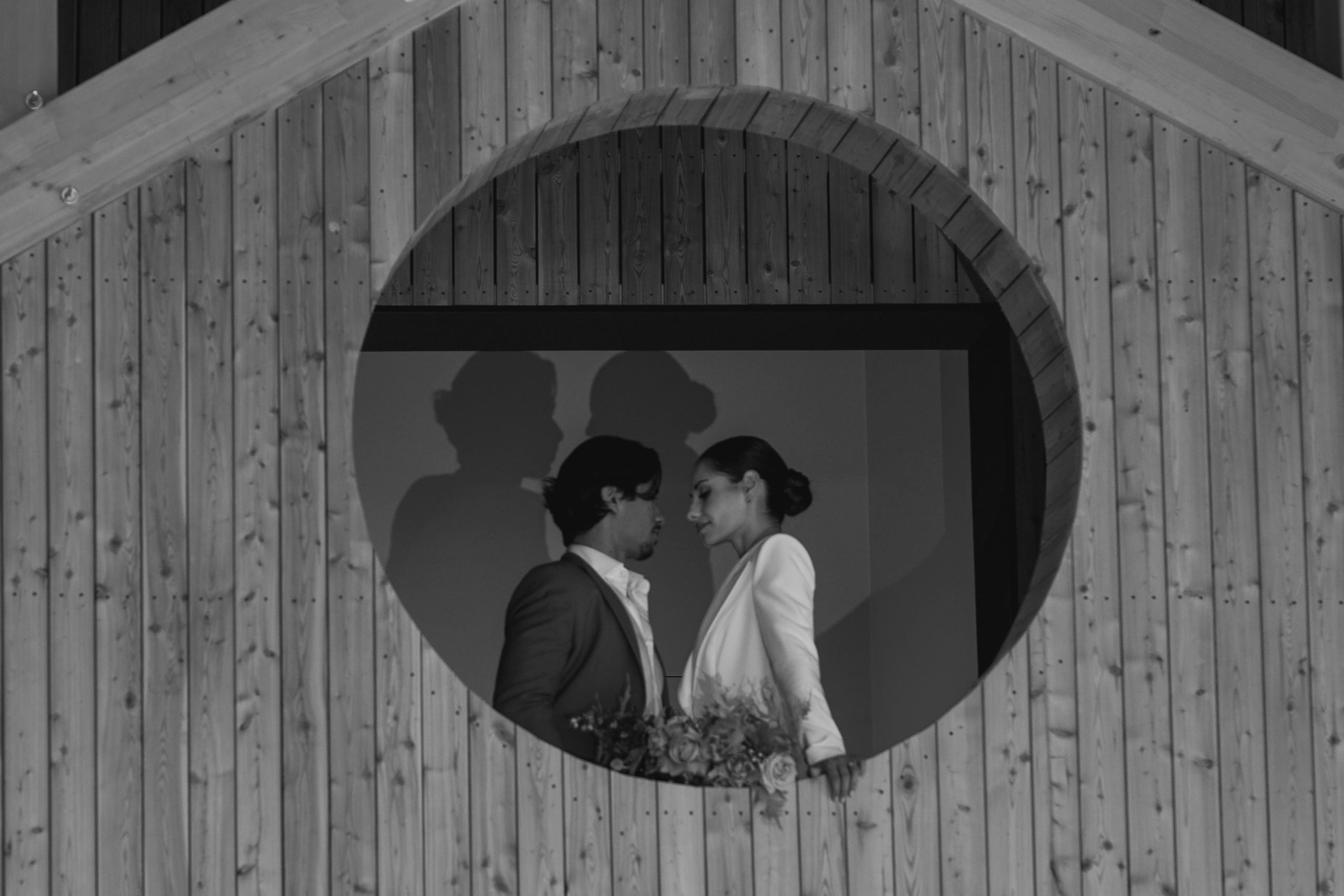 Styled shot at The Barn, Cluj. Fotograf de nunta — documenting your love story with a touch of editorial — wedding photographer