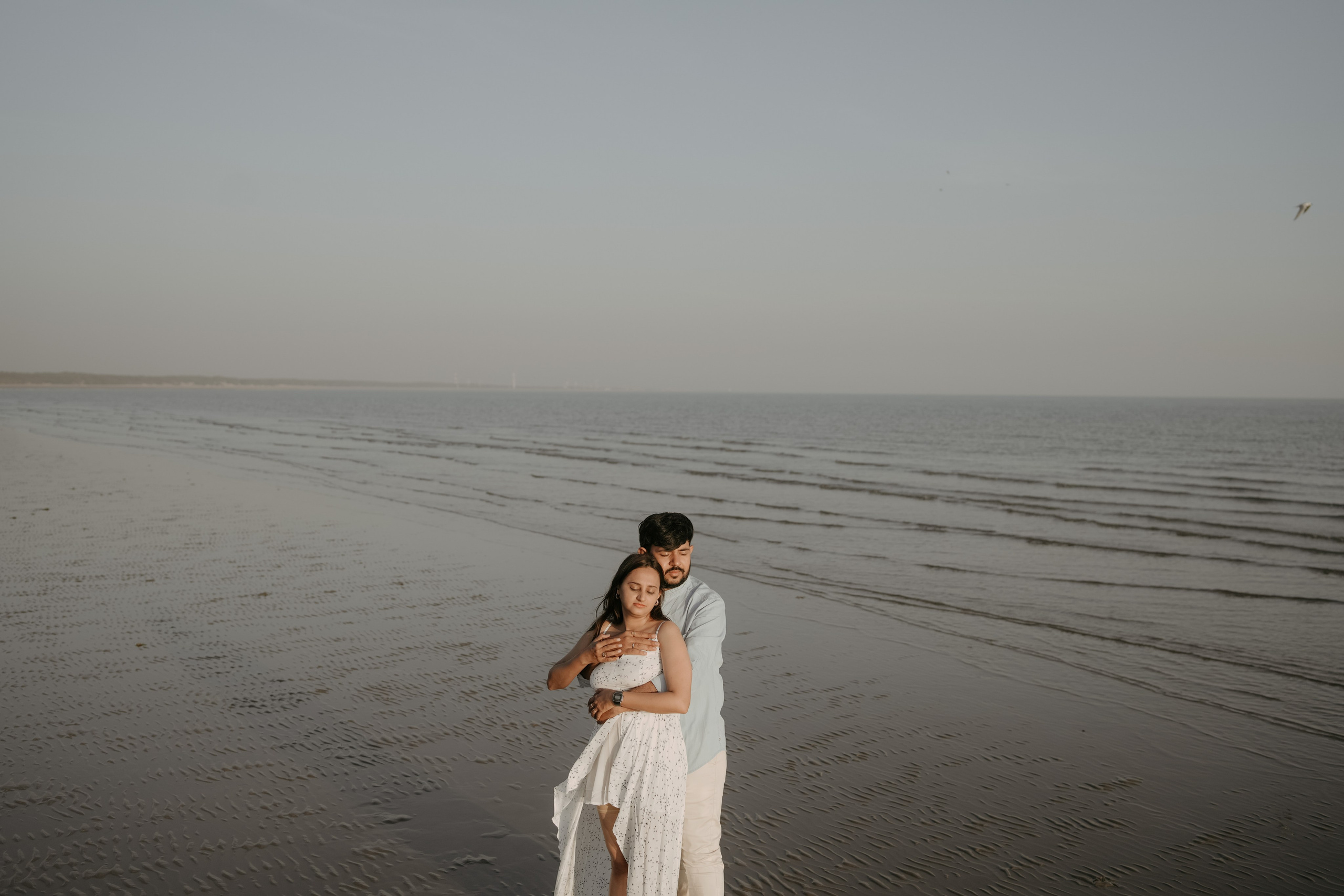 COUPLE SESSIONS. Love Emotions Weddings
