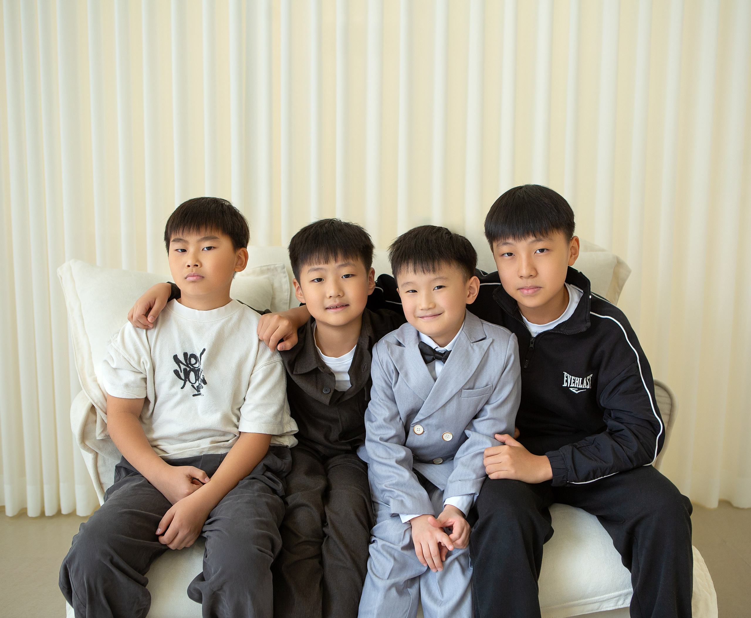 Никита в студии. Фотограф беременности, ньюборн и годовасиков в Корее Жанна Хан