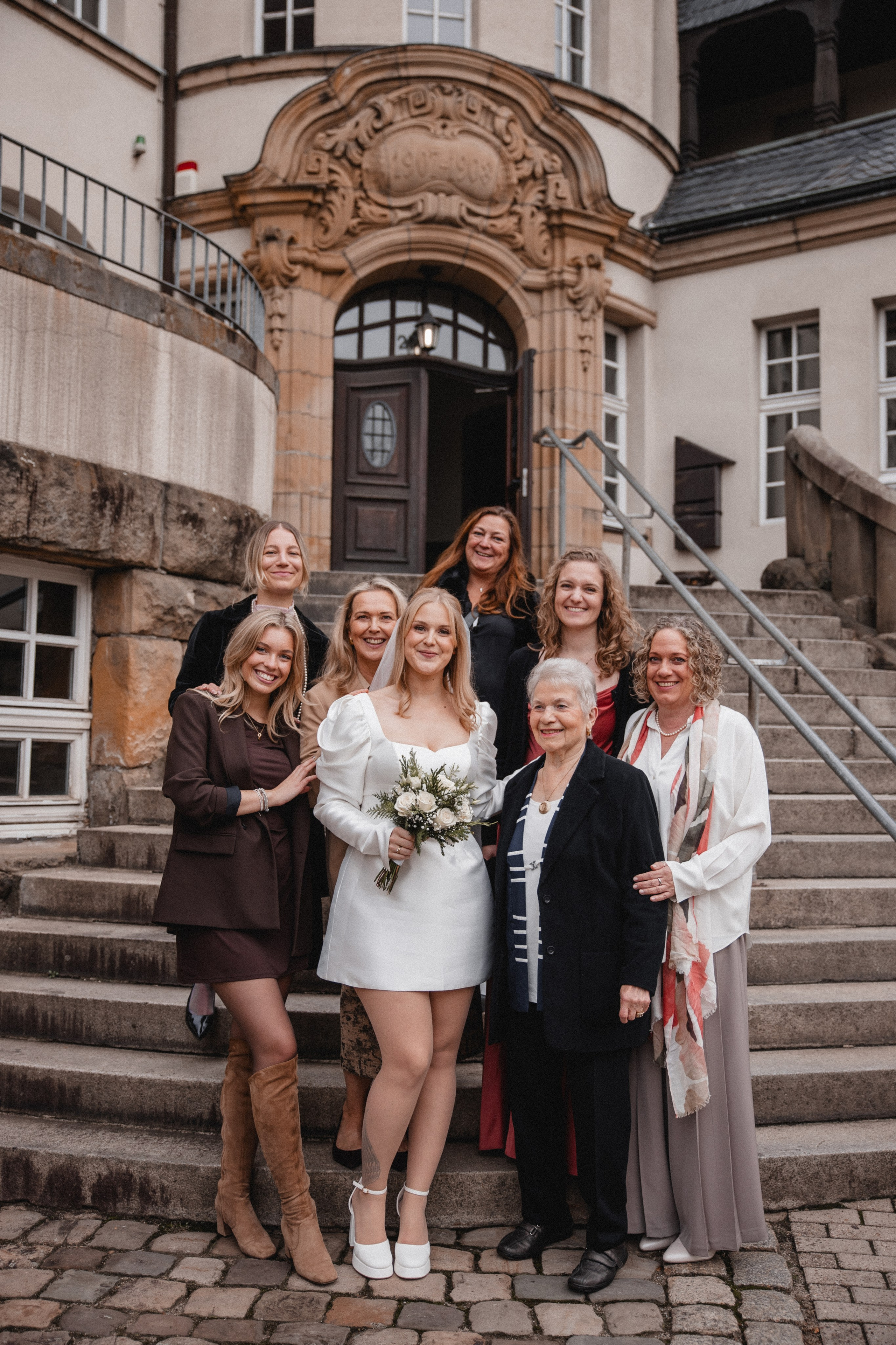 Louisa & Niklas | Schlosshotel Hugenpoet. Photographer in Bochum Dolia Halyna