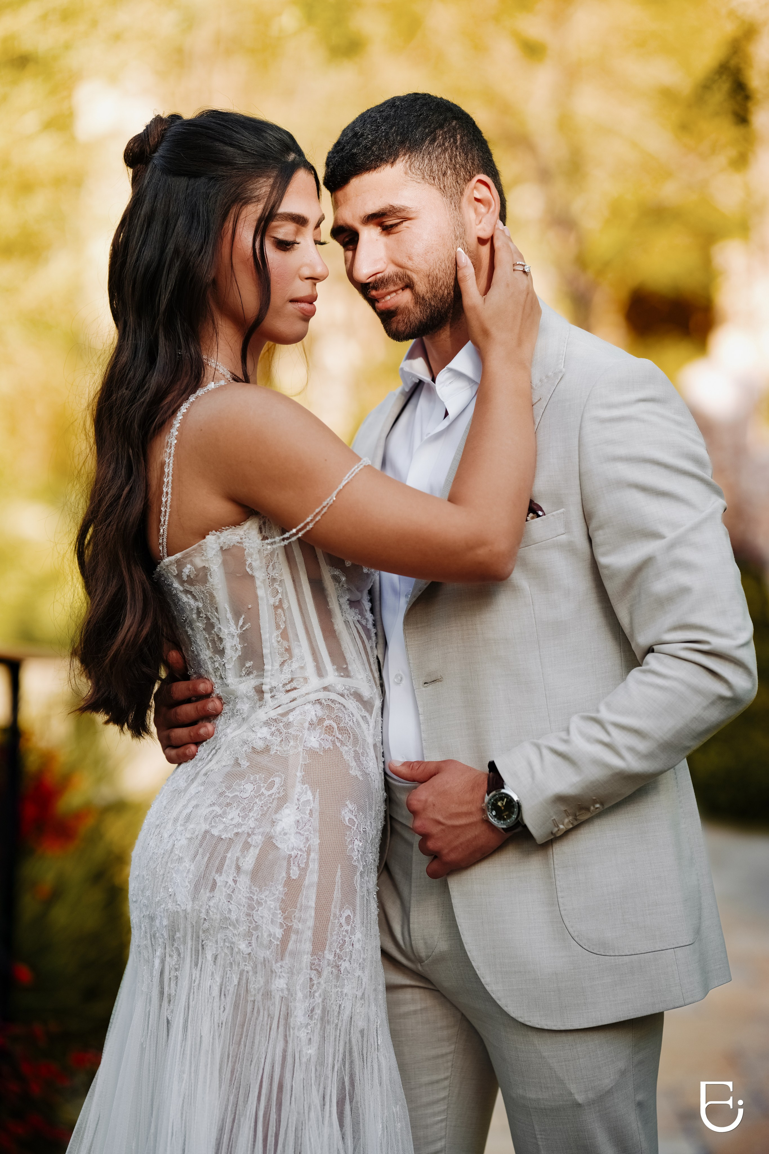 WEDDINGS. CAMELLIA ART PHOTOGRAPHY