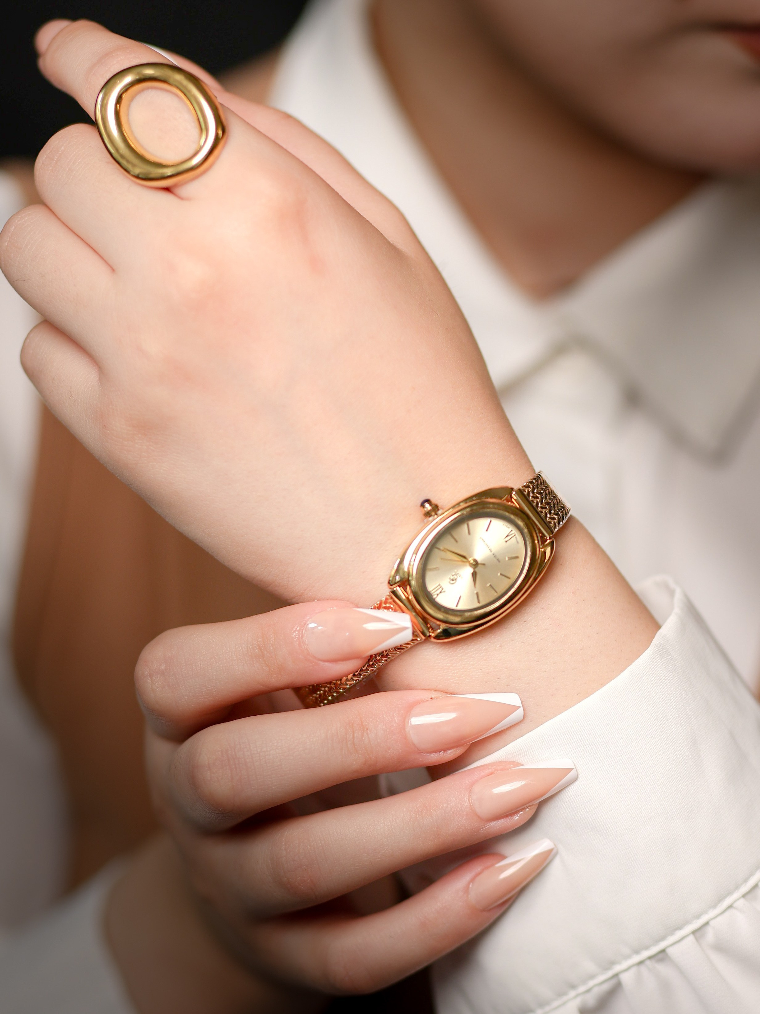 Business & Fashion. Main