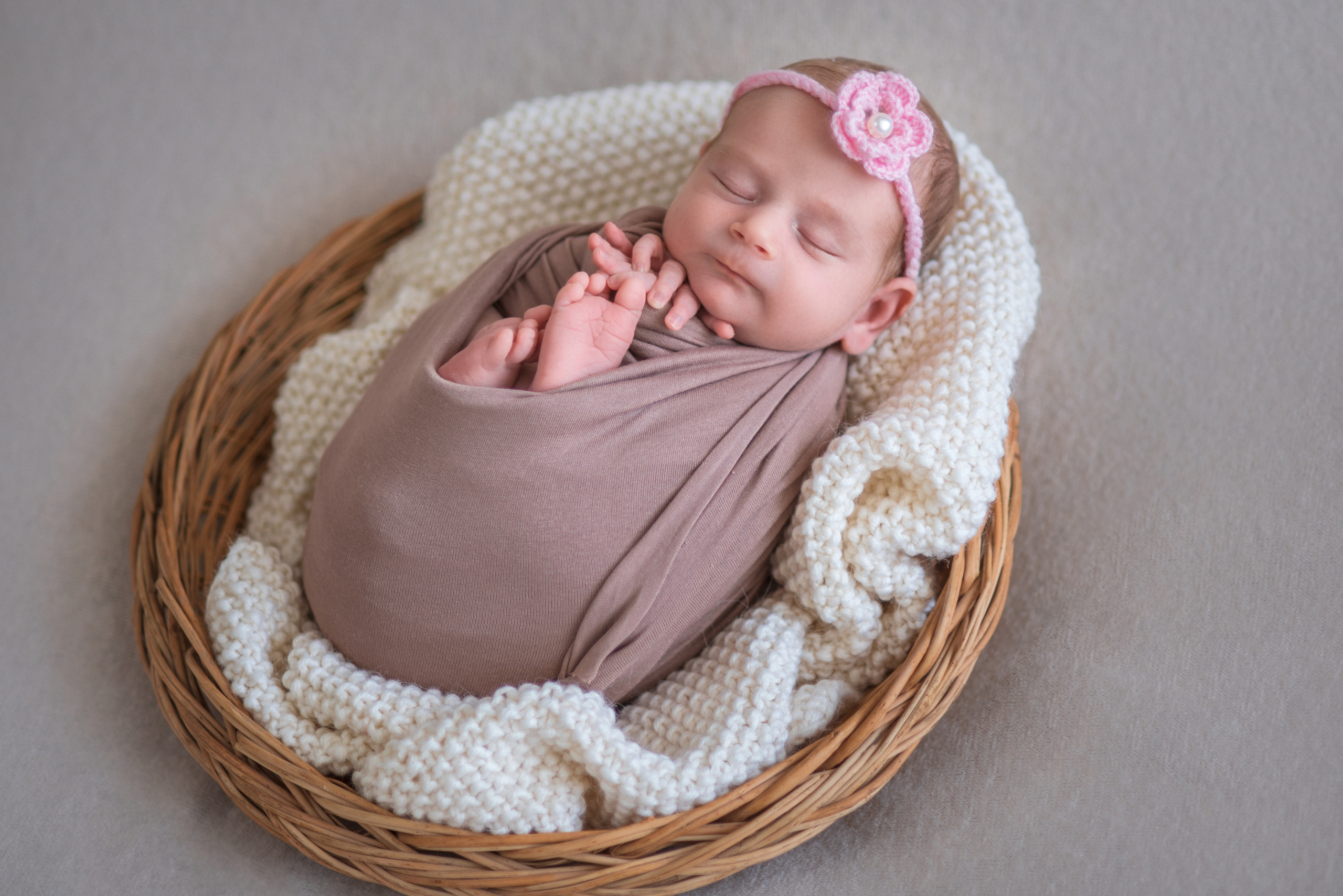 Нежная newborn фотосессия. Семейный и детский фотограф в Ташкенте Луиза