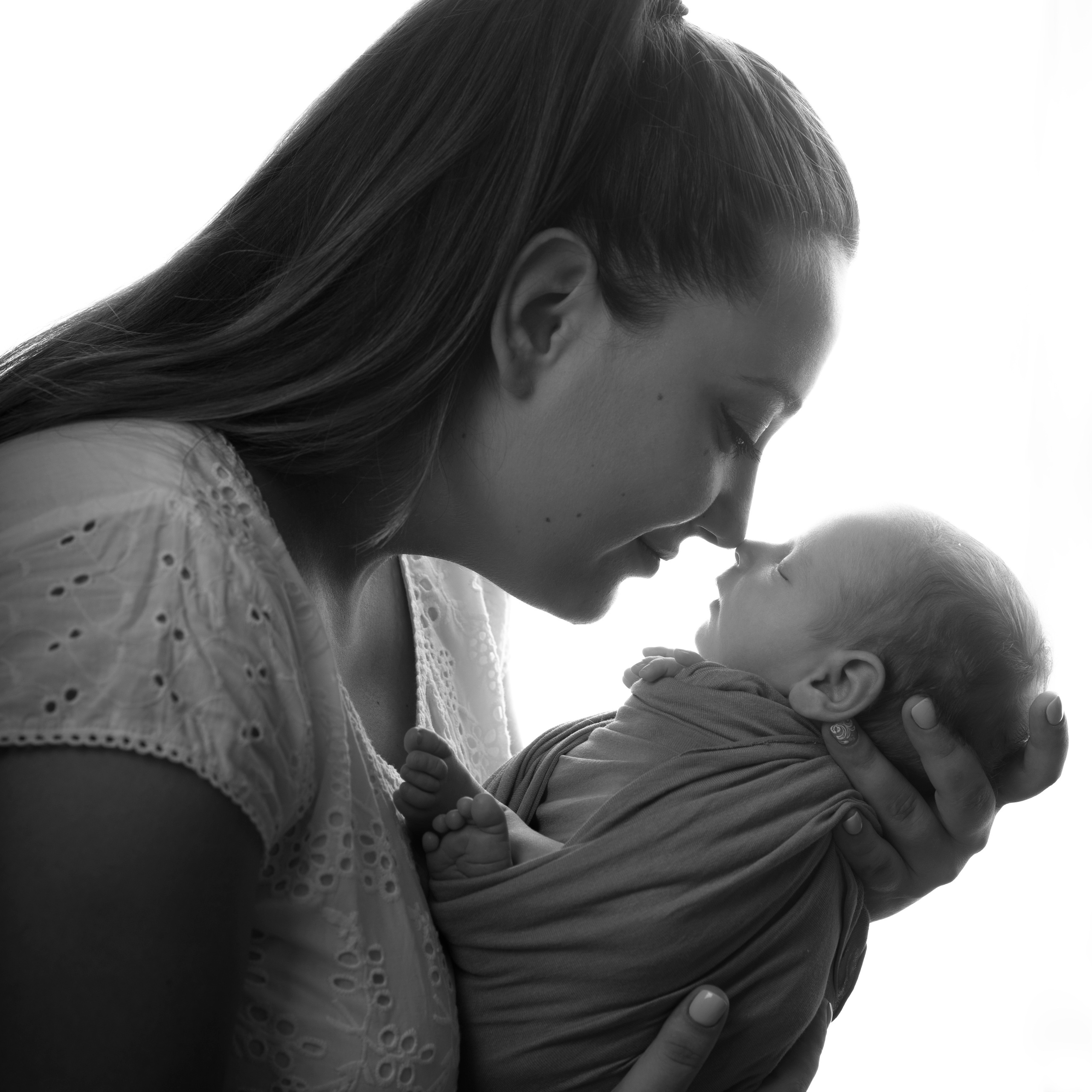 Нежная newborn фотосессия. Семейный и детский фотограф в Ташкенте Луиза