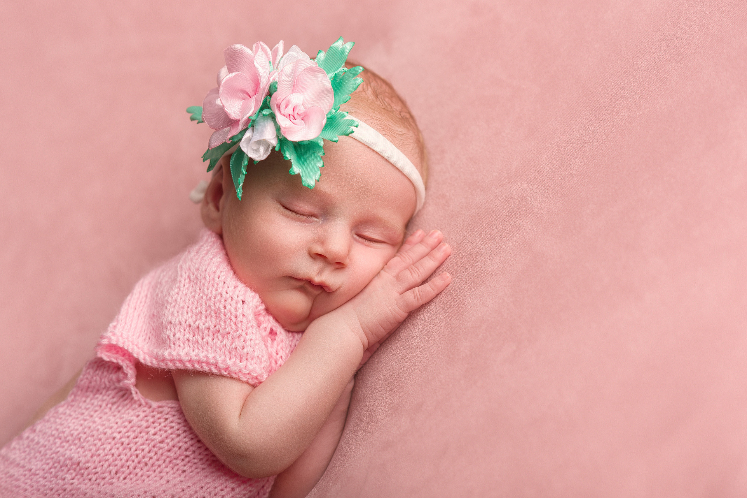 Нежная newborn фотосессия. Семейный и детский фотограф в Ташкенте Луиза