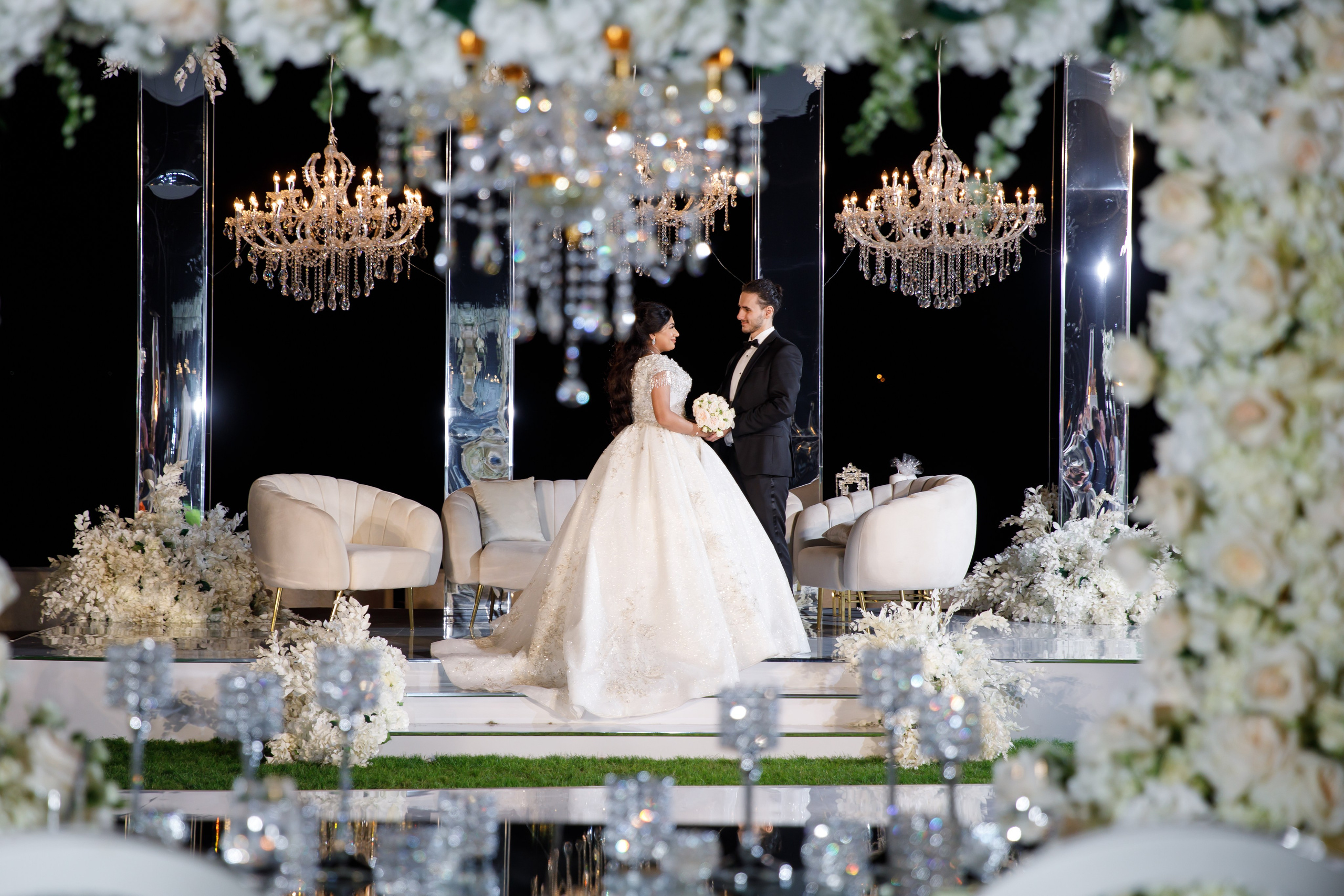 22/12/2023 Burj Al Arab wedding. Photographer Anna Curly | Weddings and Events in Dubai