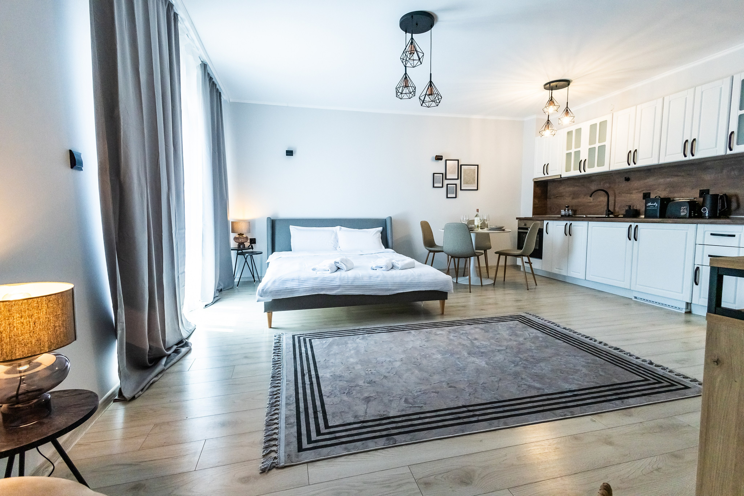 Хотел. Фотограф Ирина Йотова