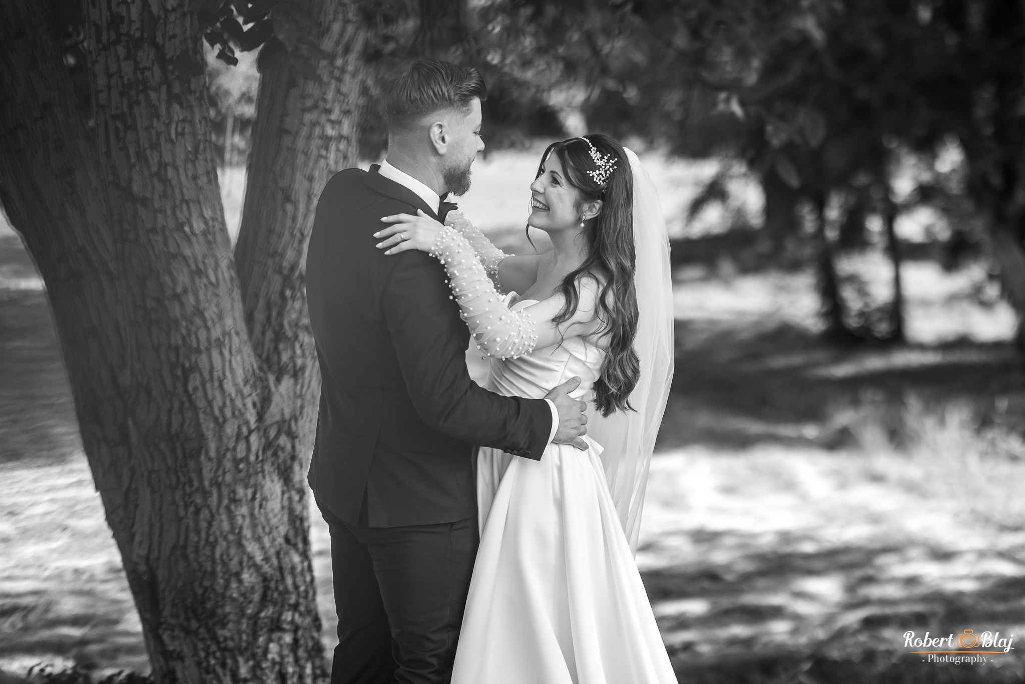 Bella & Tony. Robert Blaj - Fotograf Nuntă Iași