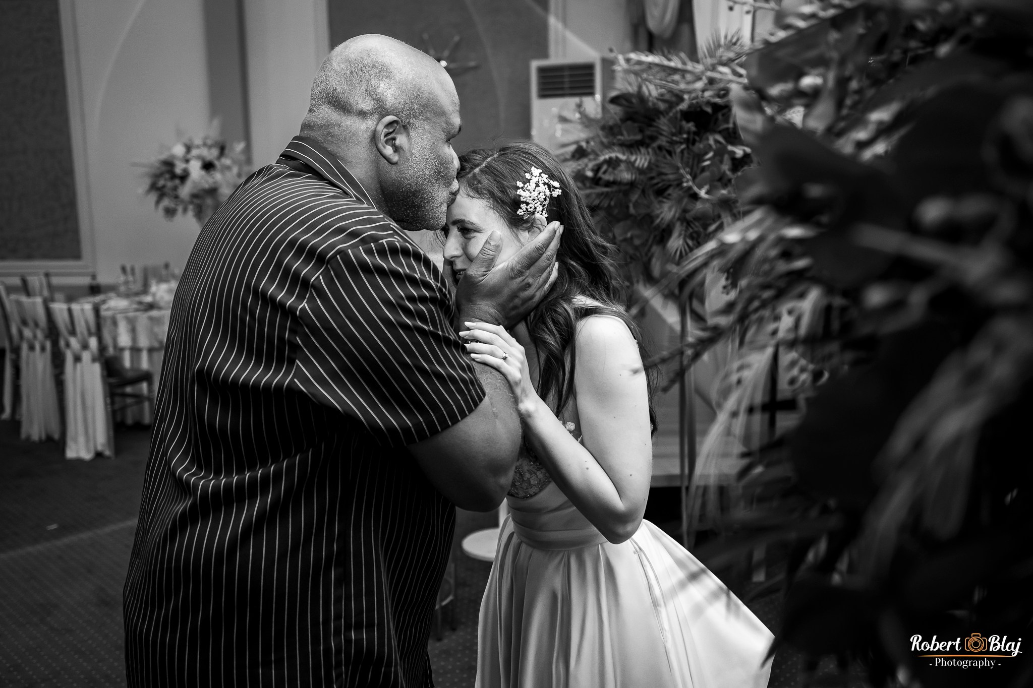 Florentina & Marius. Robert Blaj - Fotograf Nuntă Iași