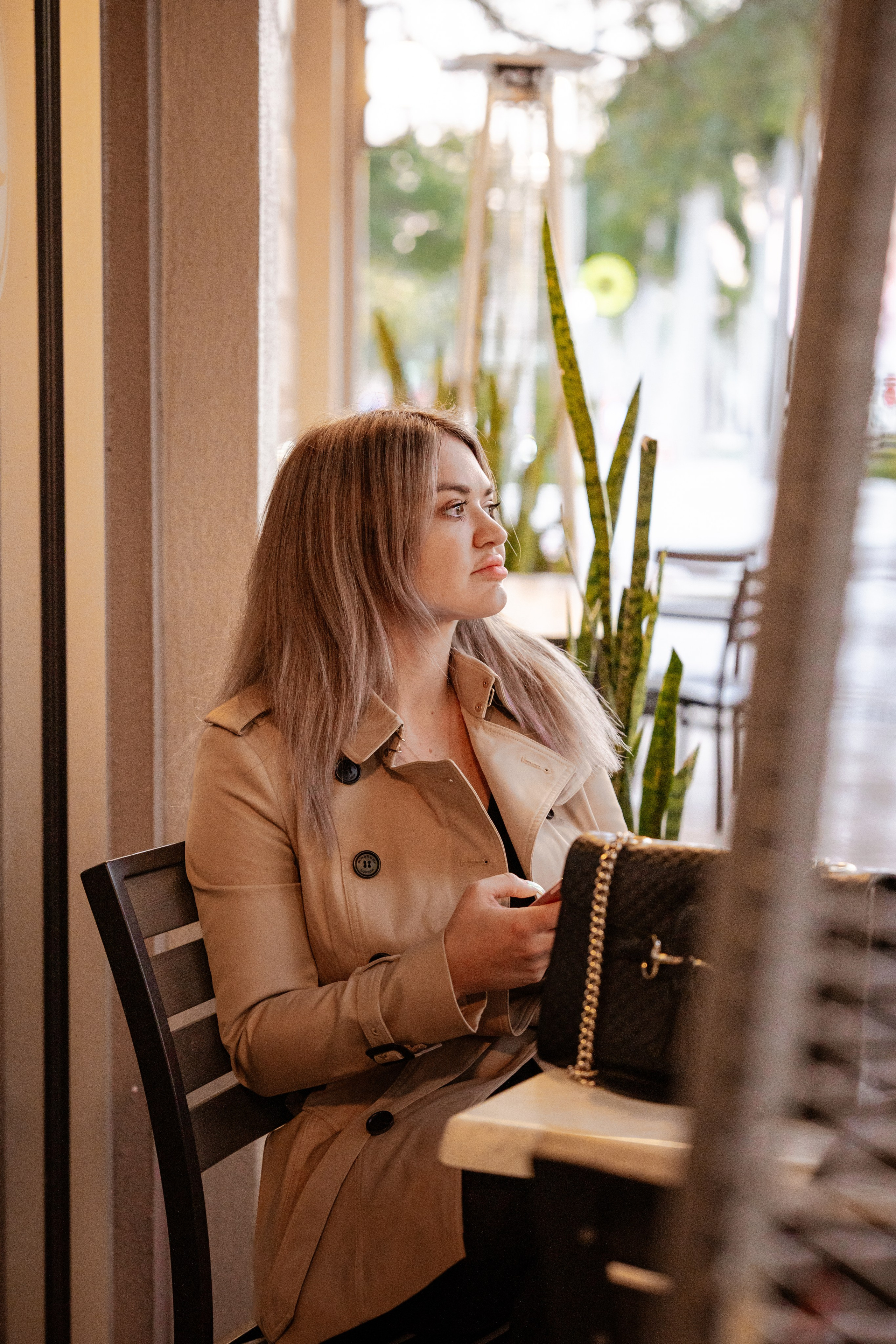 Anna. Welcome to my video and photo world!