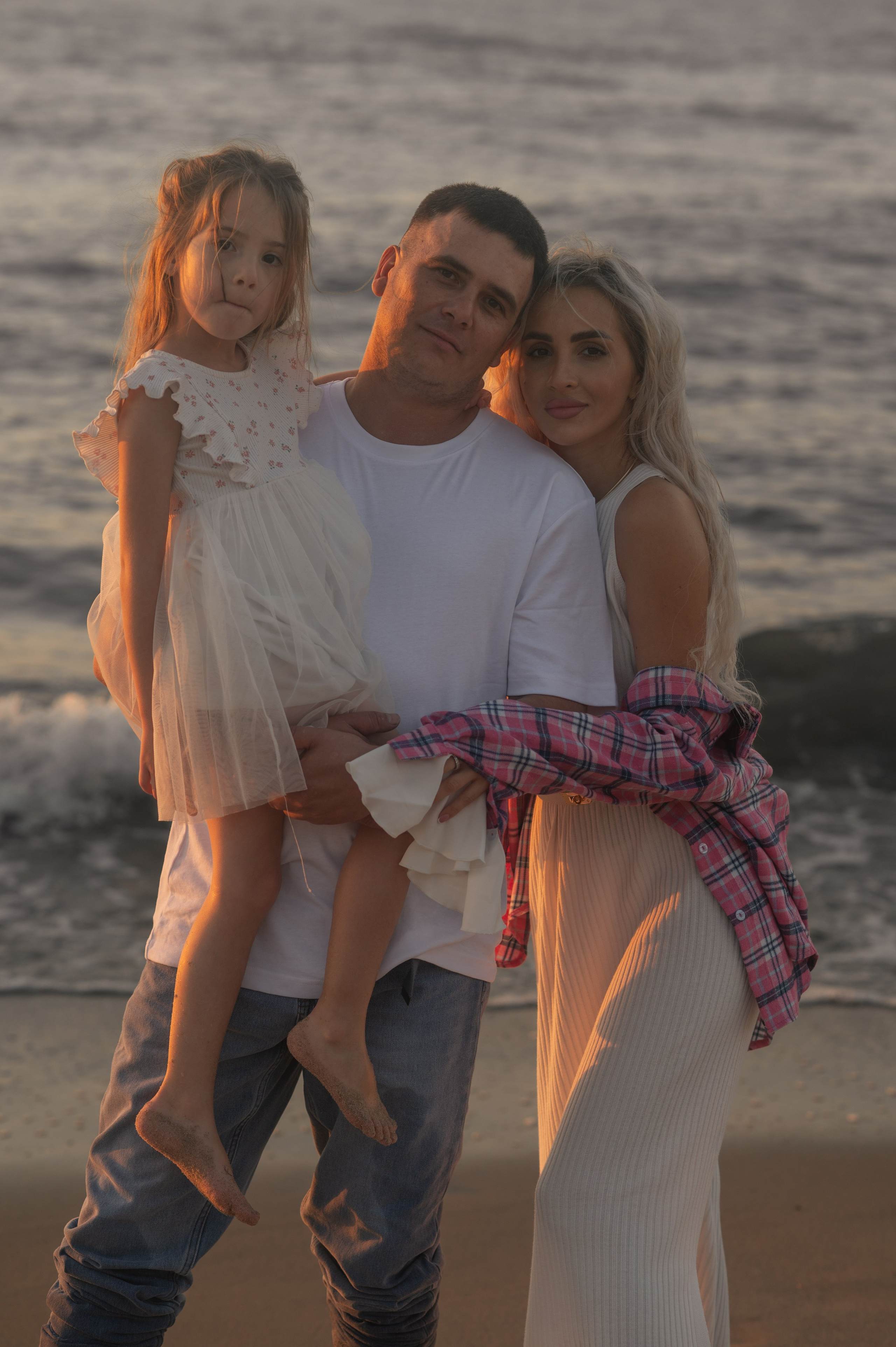 Семейная фотосессия на море Юлия. Фотограф в Калининграде Анна Пошкус