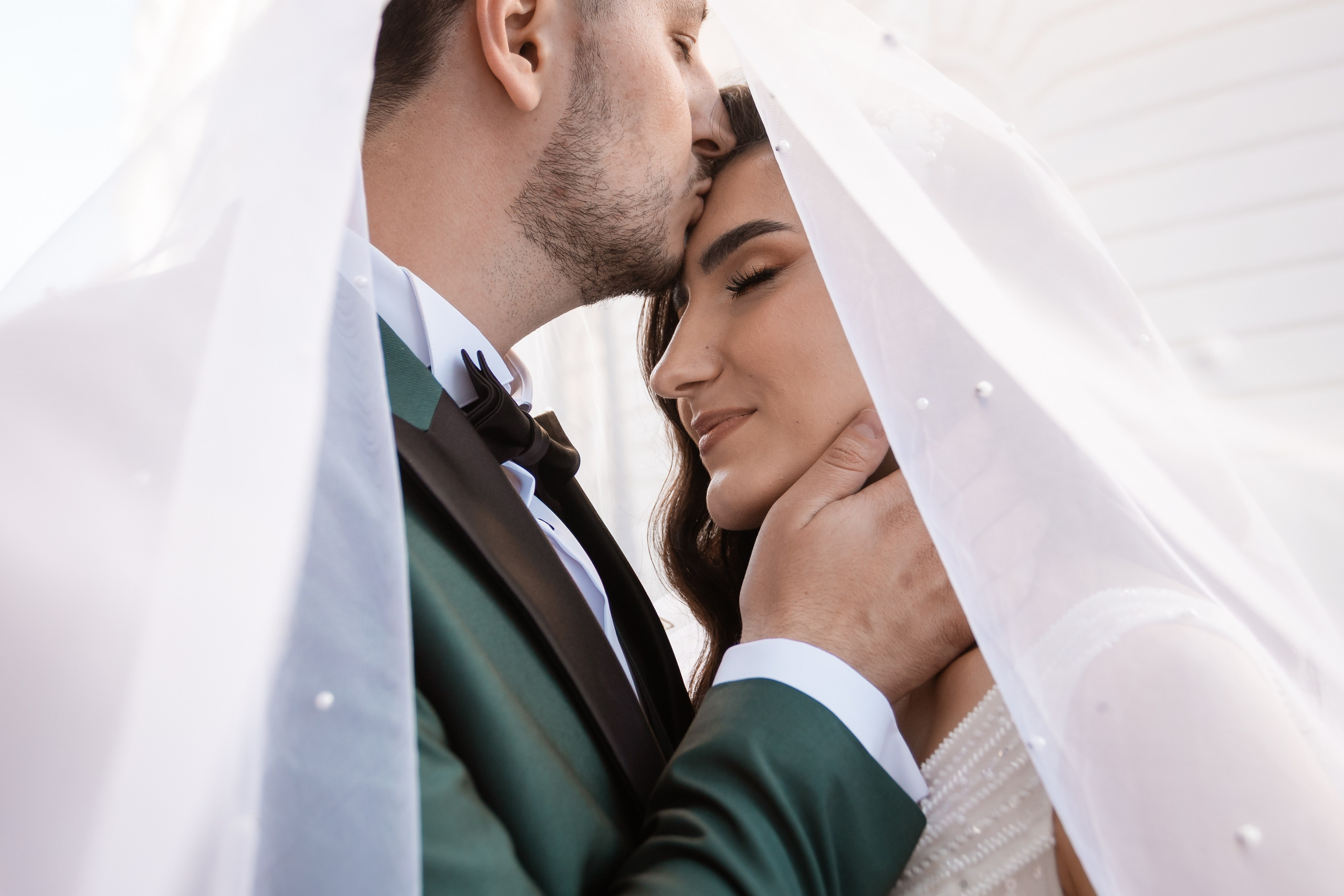 Adriana & Ionel. Home