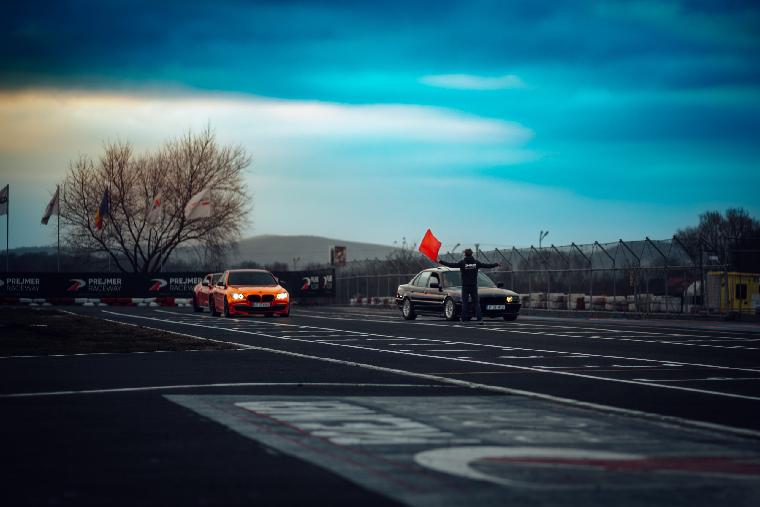 Masini. Ionut Brehuescu — Fotograf