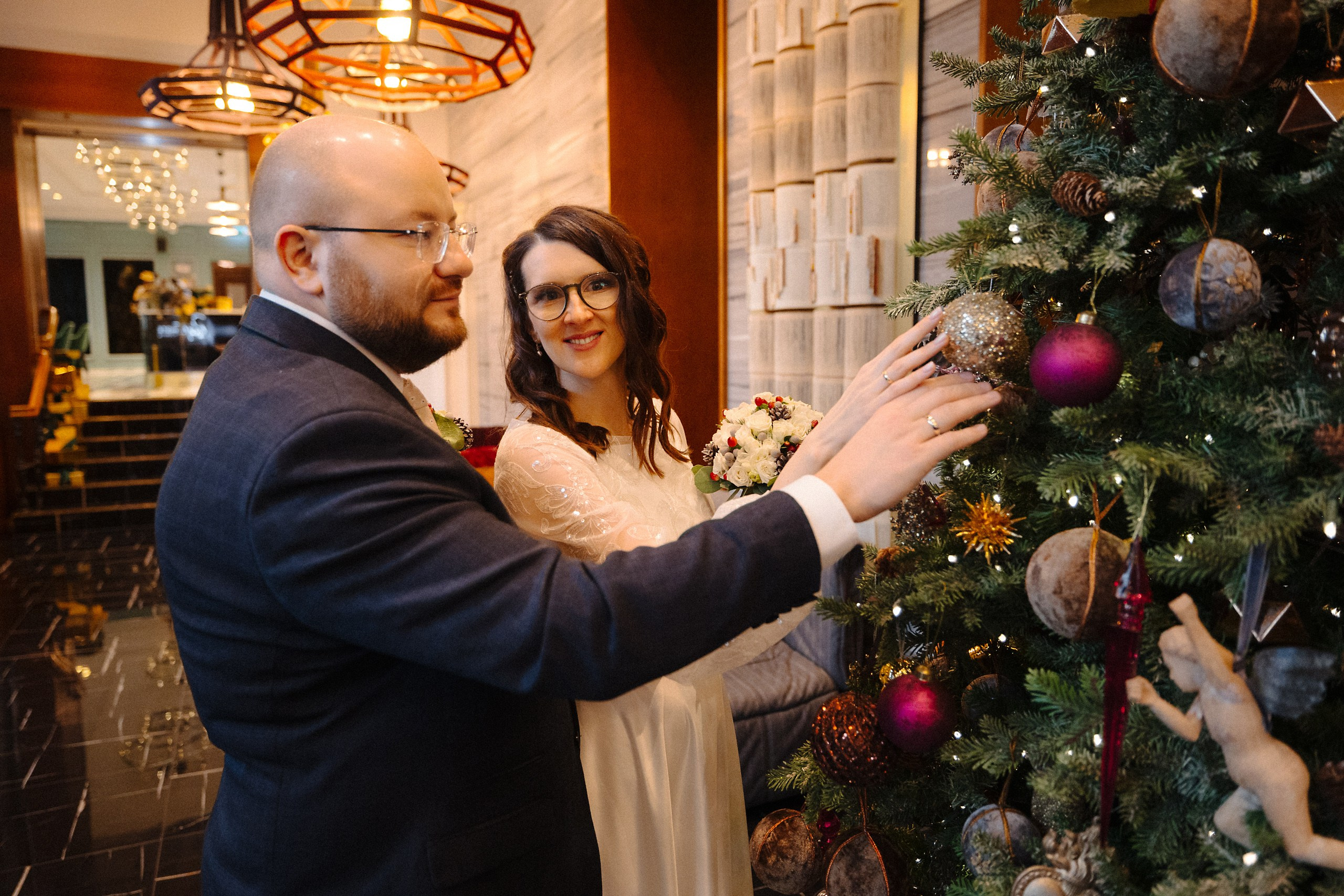 Зимняя свадебная фотосессия в музее искусств. Евгений Тимофеев | Свадебный и контент-фотограф и видеограф в Риге