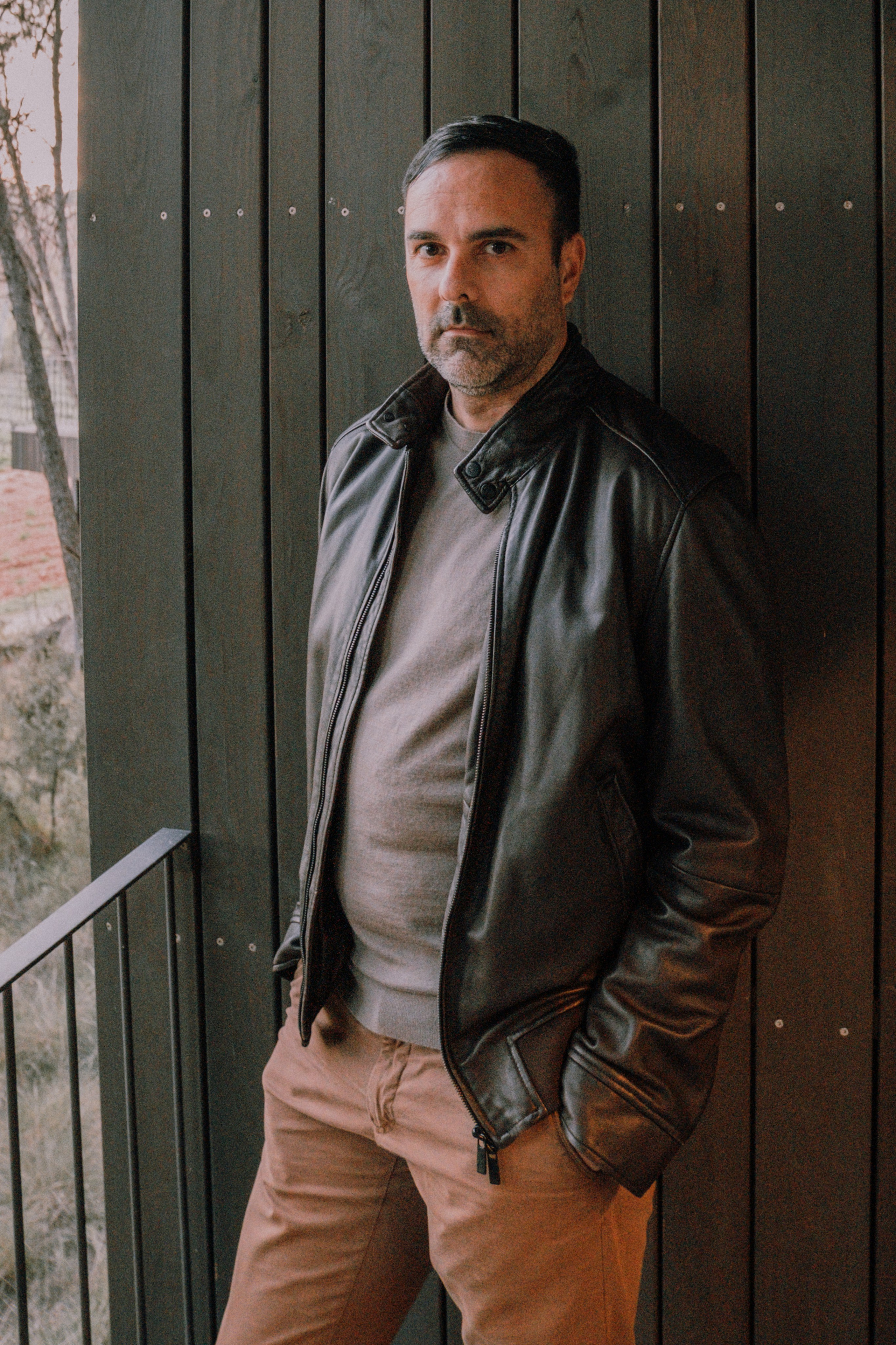 Sesión familiar en el bosque. Fotografía profesional en Calafell - Elena Medvedeva