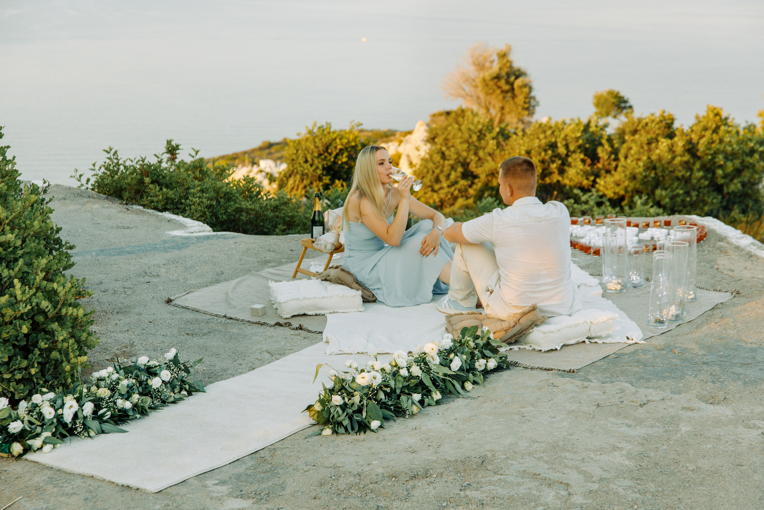 Alina and Joshua. Renate Woeste | Wedding planner in Rhodes. Creating dream weddings by the sea. Let’s make your special day unforgettable