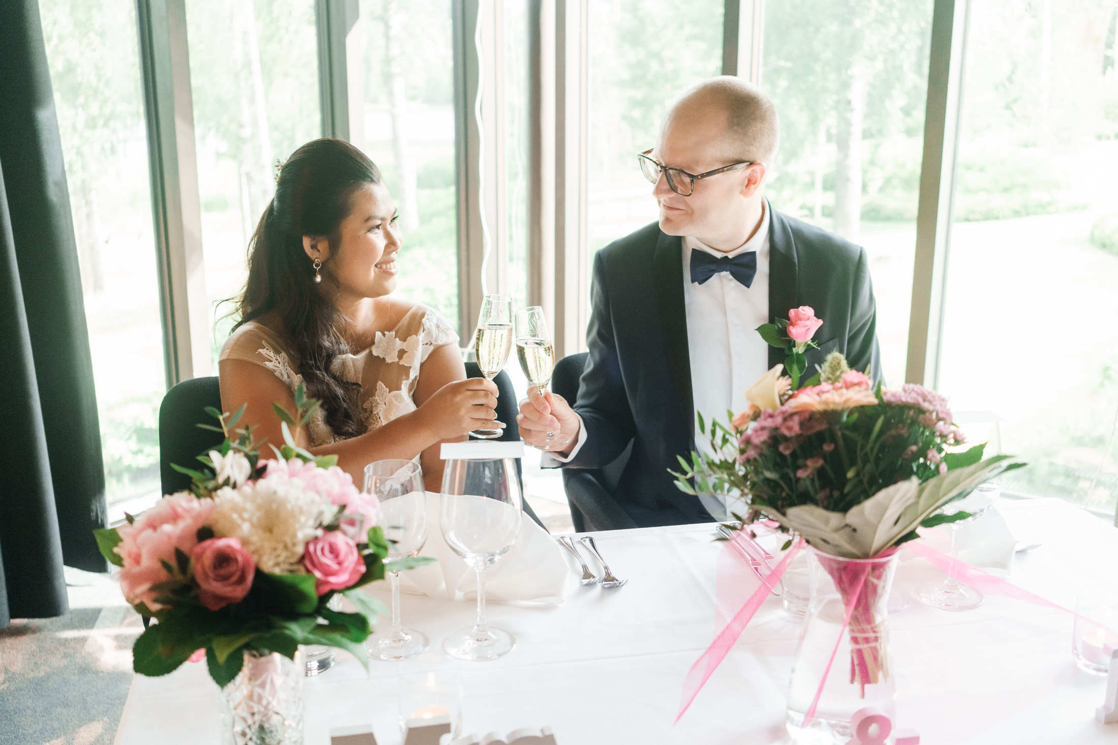 Dokumentaarinen hääkuvaus Långvik, kirkkonummi, Helsinki