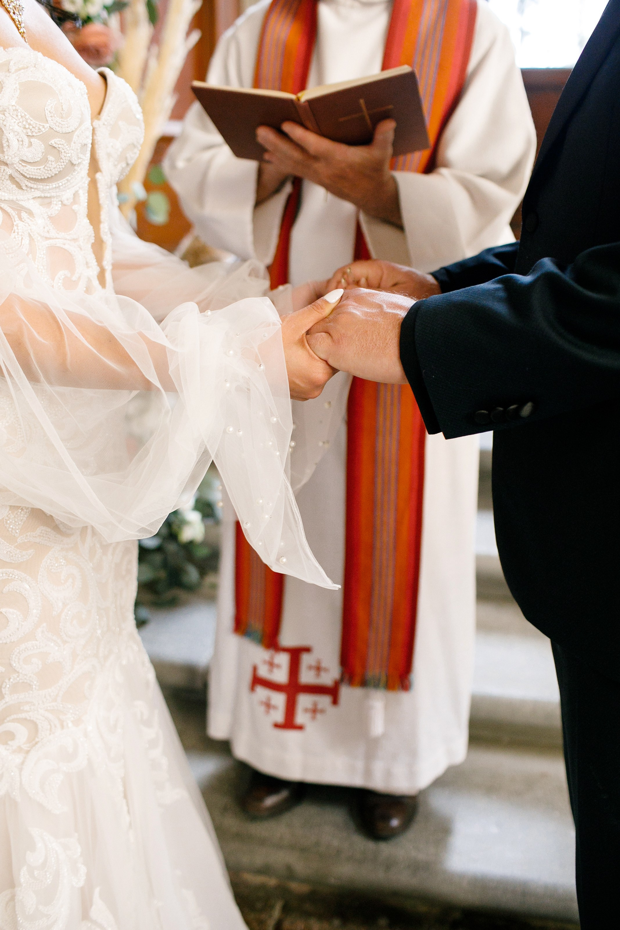 Tuscany Castello di Montegufoni wedding. Iurkovski PHOTOGRAPHY in Europe. Luxury destination weddings and events