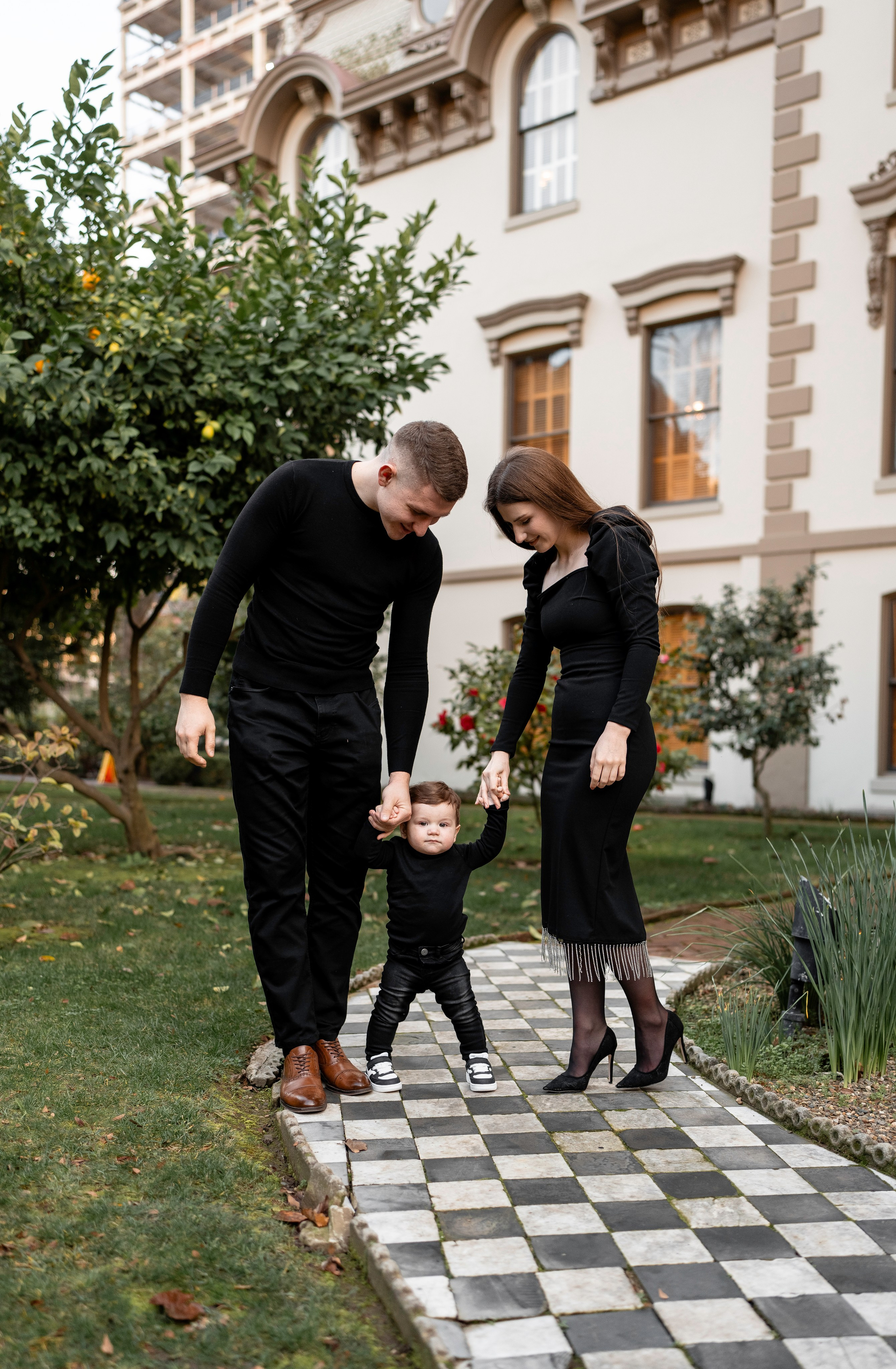 Artem, Nadia & Elisha. Family photographer in Sacramento | Sofia Pavenko