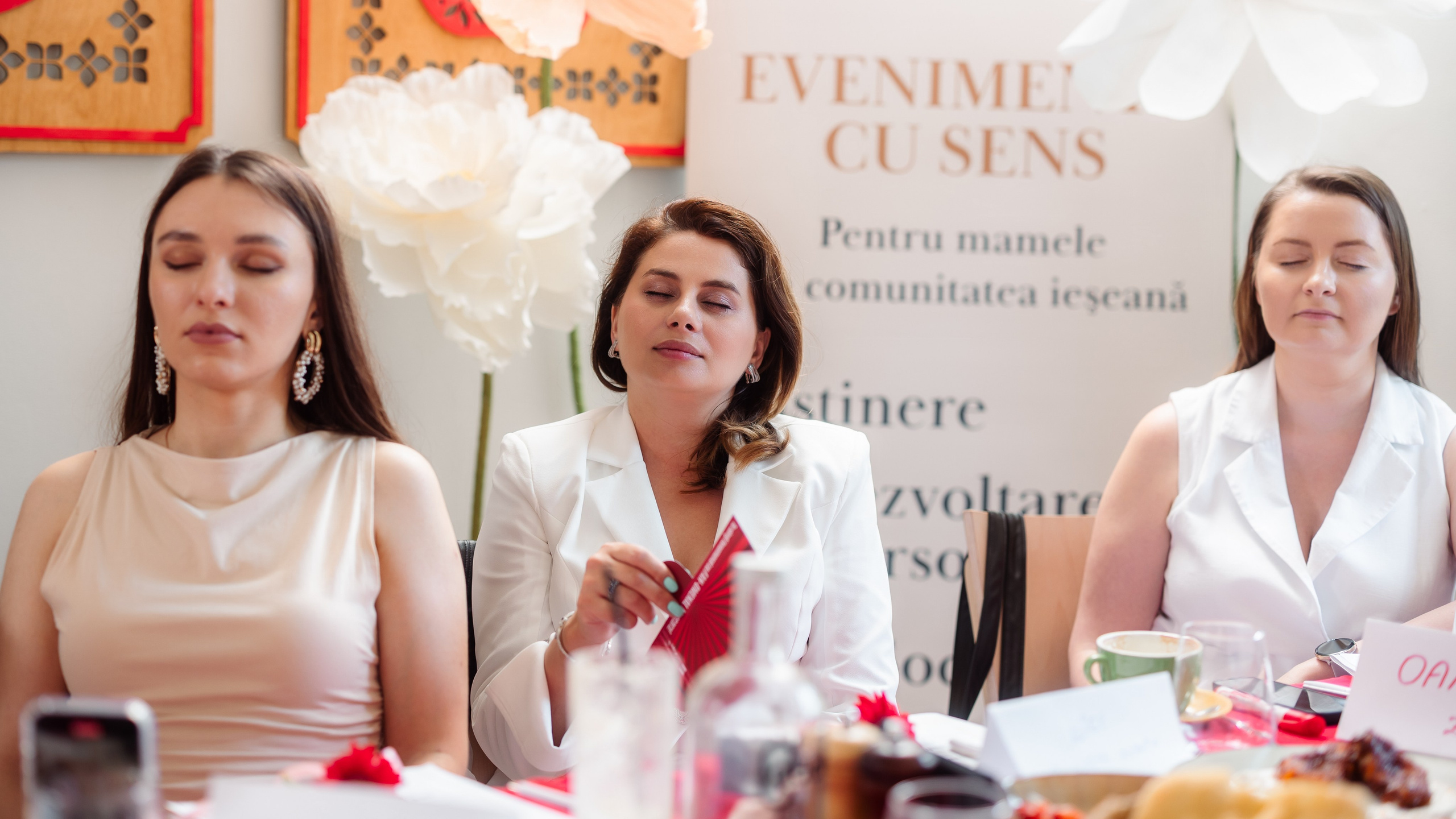 Glow Mom 2. Marius Ciocan