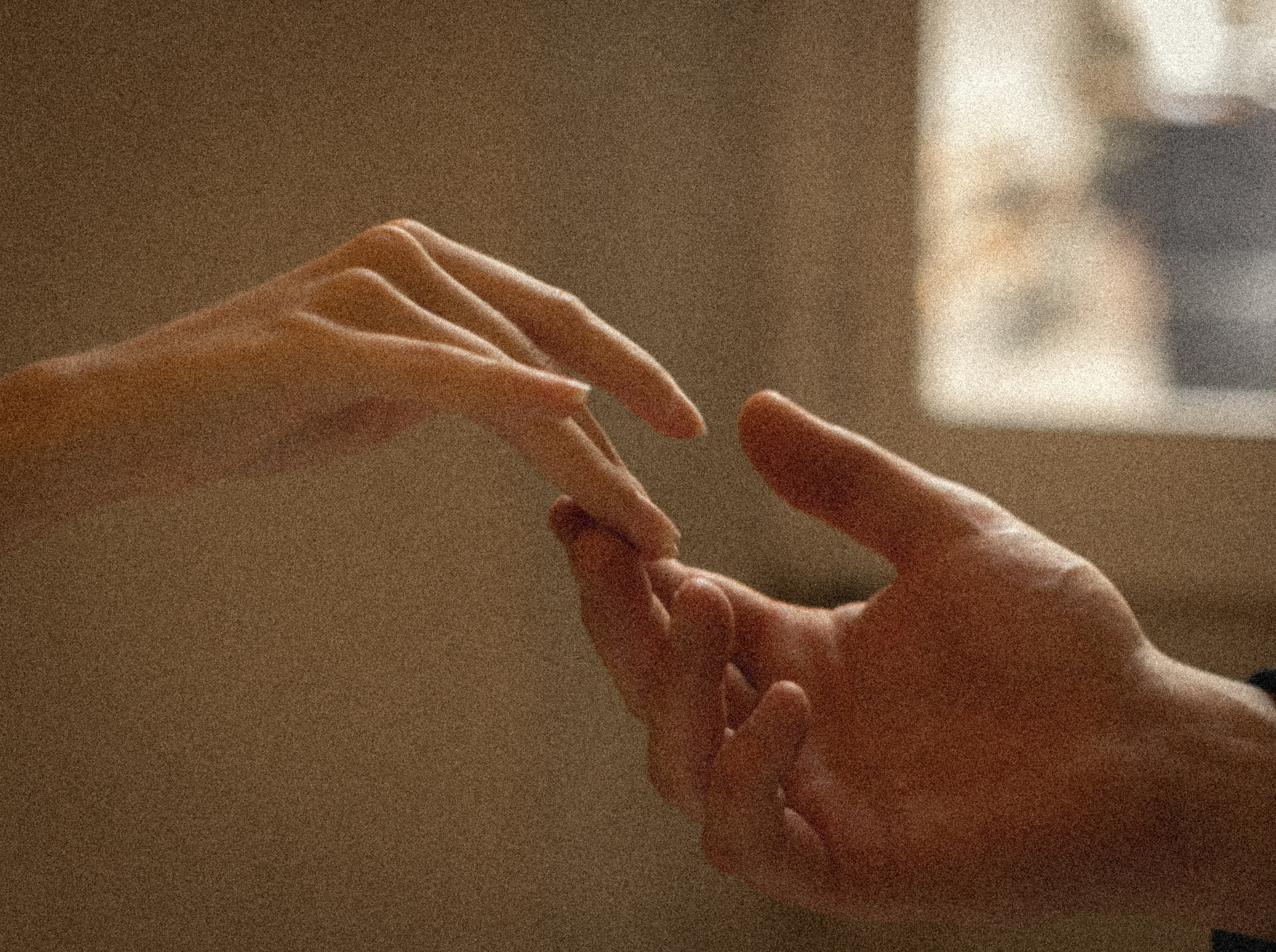 Nouveaux mariés. Histoires d’amour, séances photos de famille et de mariage en France