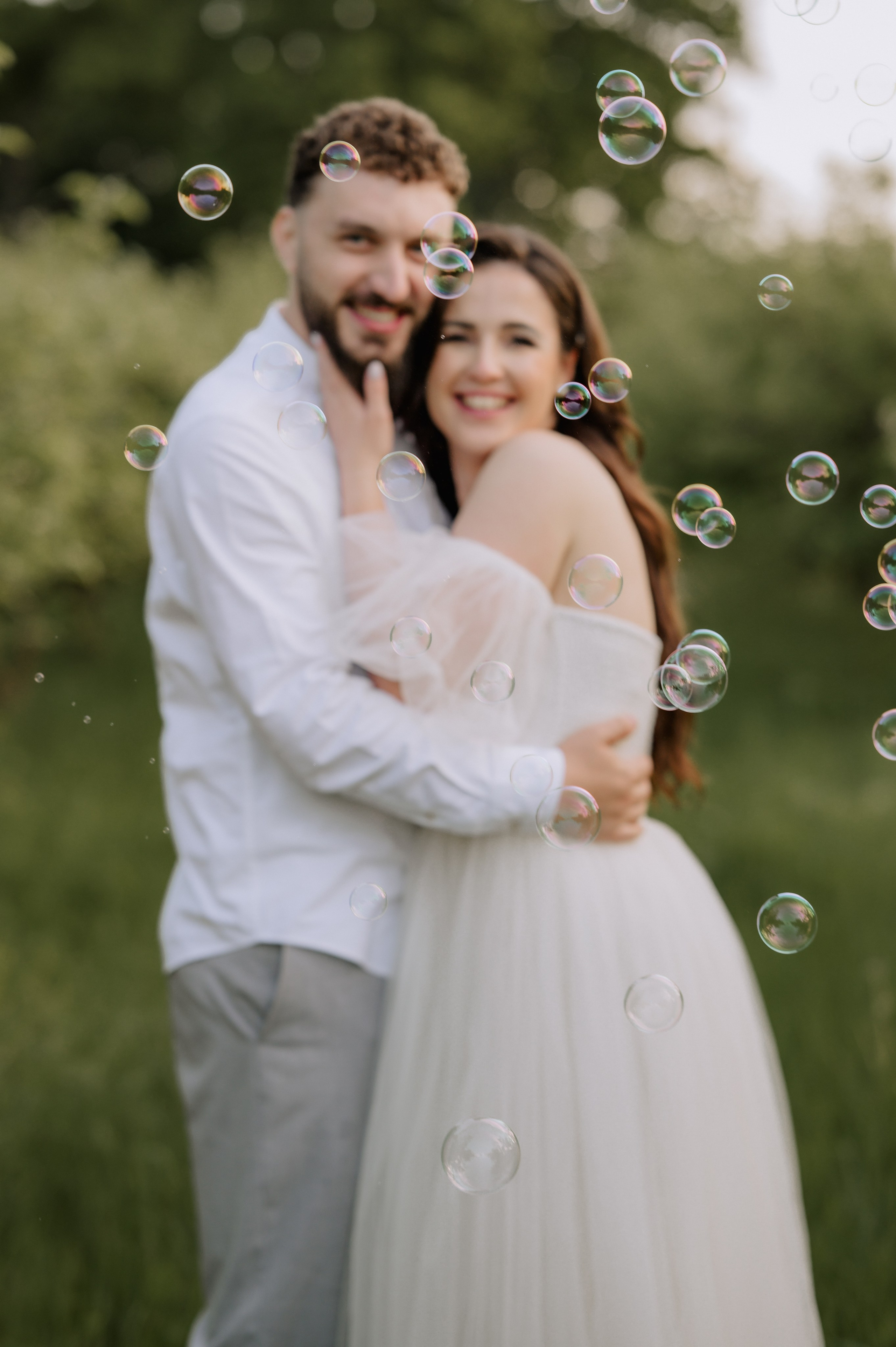 Magda + Andrei | Lovers in the garden. Proud Vision Weddings | Wedding Photography & Film — Servicii profesionale Foto Video Nunta Iasi